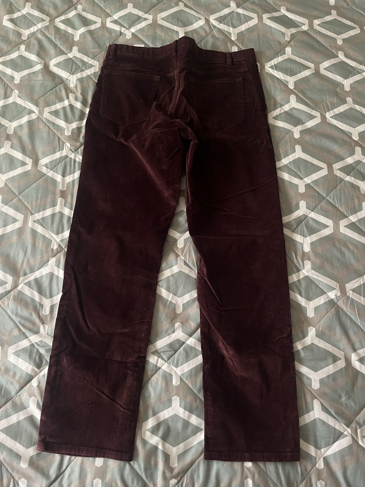 Banana Republic 33x32 Banana Republic Burgundy Corduroy Pants Size US 33 - 2 Thumbnail