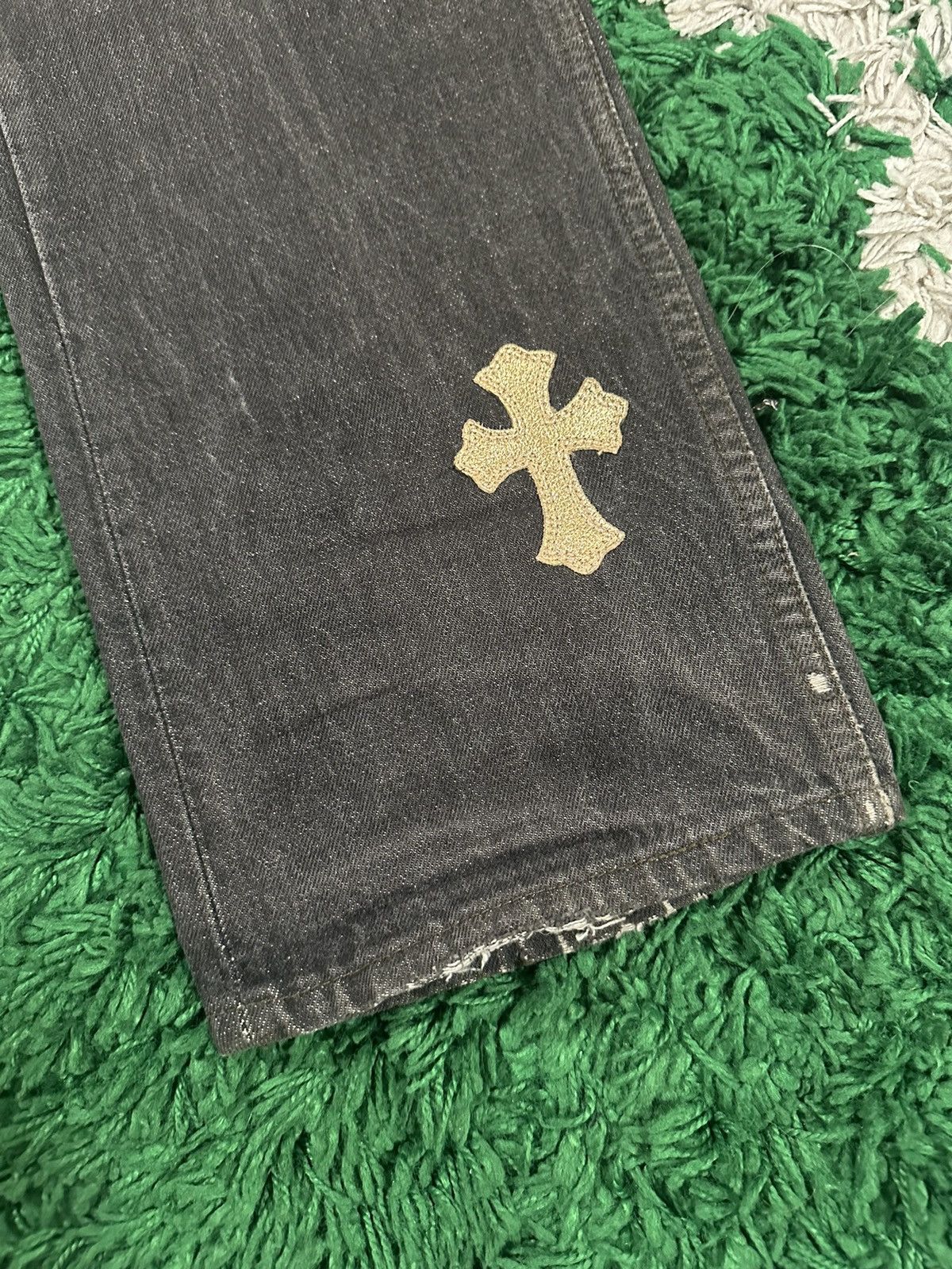 Chrome Hearts Chrome Hearts Levi’s 501 Grey Gold Patch Jeans Size US 33 - 5 Thumbnail
