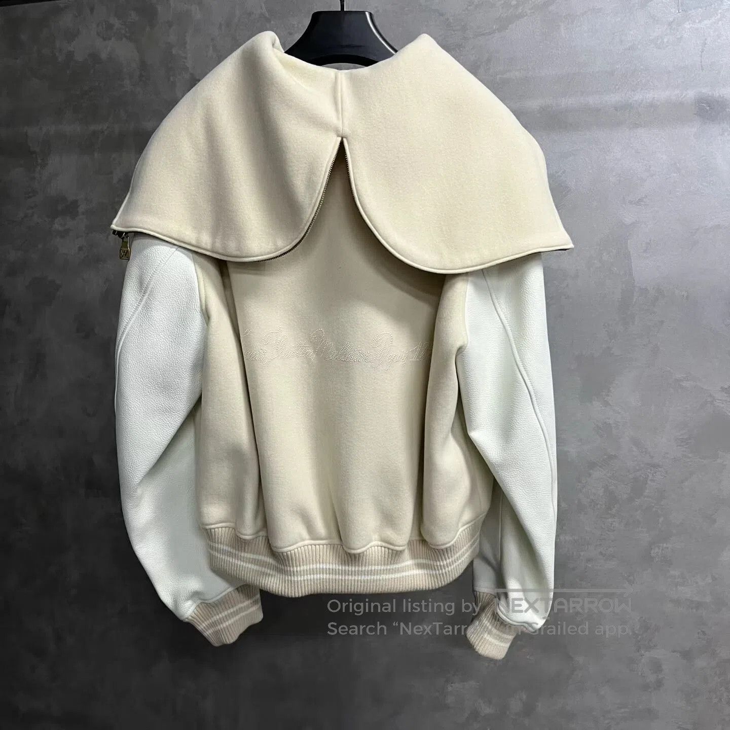 Louis Vuitton Louis Vuitton Long-sleeved jacket with a single row of but Size US L / EU 52-54 / 3 - 5 Thumbnail