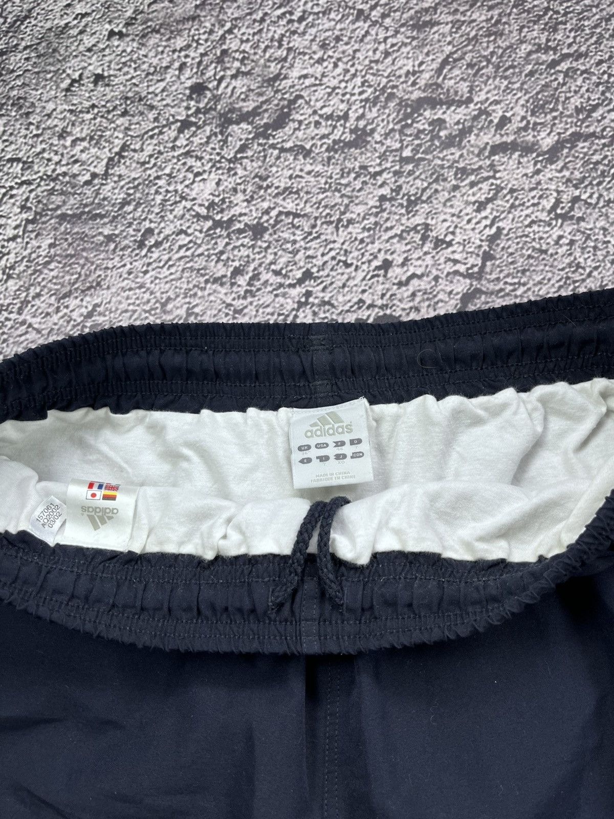 Adidas vintage 90s adidas shorts soccer football streetwear Size US 35 - 6 Thumbnail