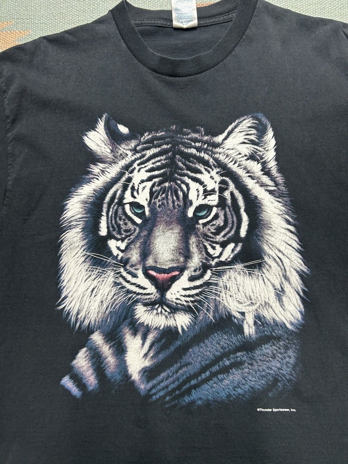 Vintage VTG tshirt thunder sportswear tiger animal nature big face L Size US L / EU 52-54 / 3 - 2 Thumbnail