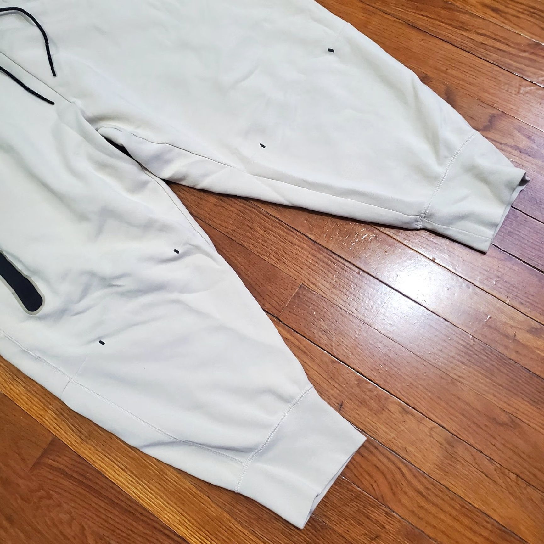 Nike VINTAGE Nike Pants Womens 3X Beige Tech Fleece Joggers Zip Pocket Athletic DA2043-206 Size 40" / US 18 - 2 Thumbnail