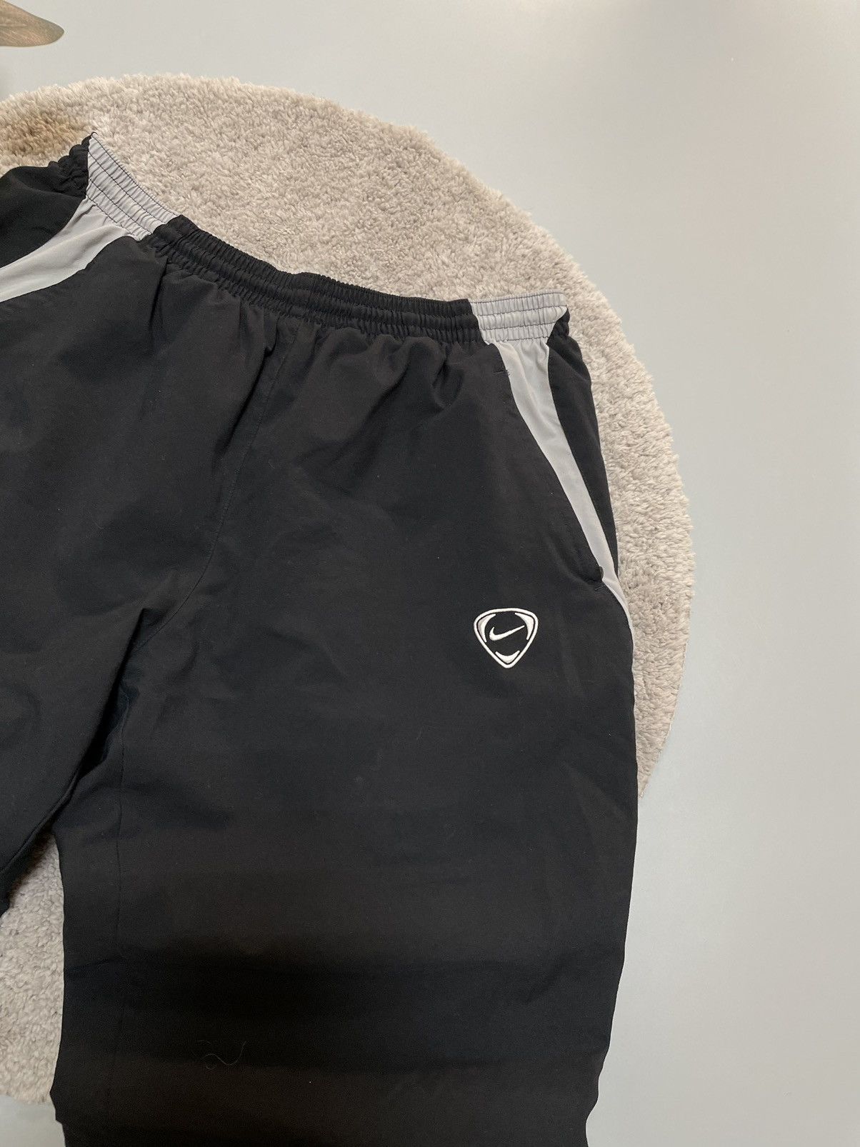 Nike × Vintage Crazy Vintage Nike Nylon Trackpants Joggers Size US 36 / EU 52 - 3 Thumbnail