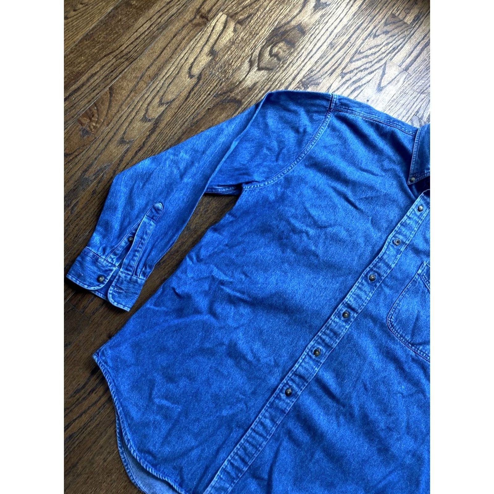 Denime VINTAGE Sutter & Grant Denim Shirt Mens Large Long Sleeve Button Up Blue 90s Casual Mens Regular Relaxed Jacket Style Pocket Preshrunk Size US L / EU 52-54 / 3 - 2 Thumbnail