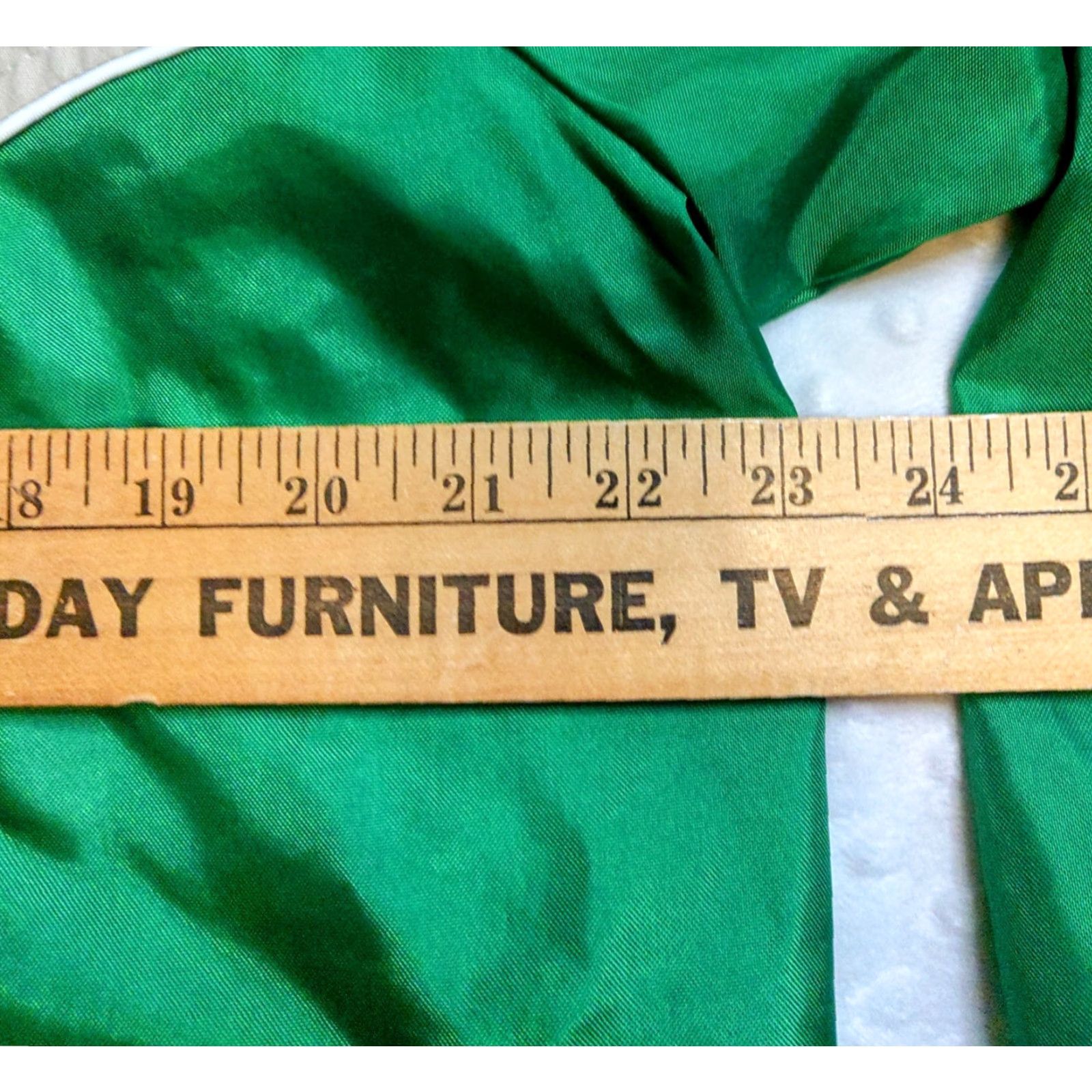 Vintage VINTAGE Swingster Jacket Green Tan Solid Windbreaker Mid-Length Zip Embroidered Logo 90s USA Mens L Regular Size US L / EU 52-54 / 3 - 7 Thumbnail