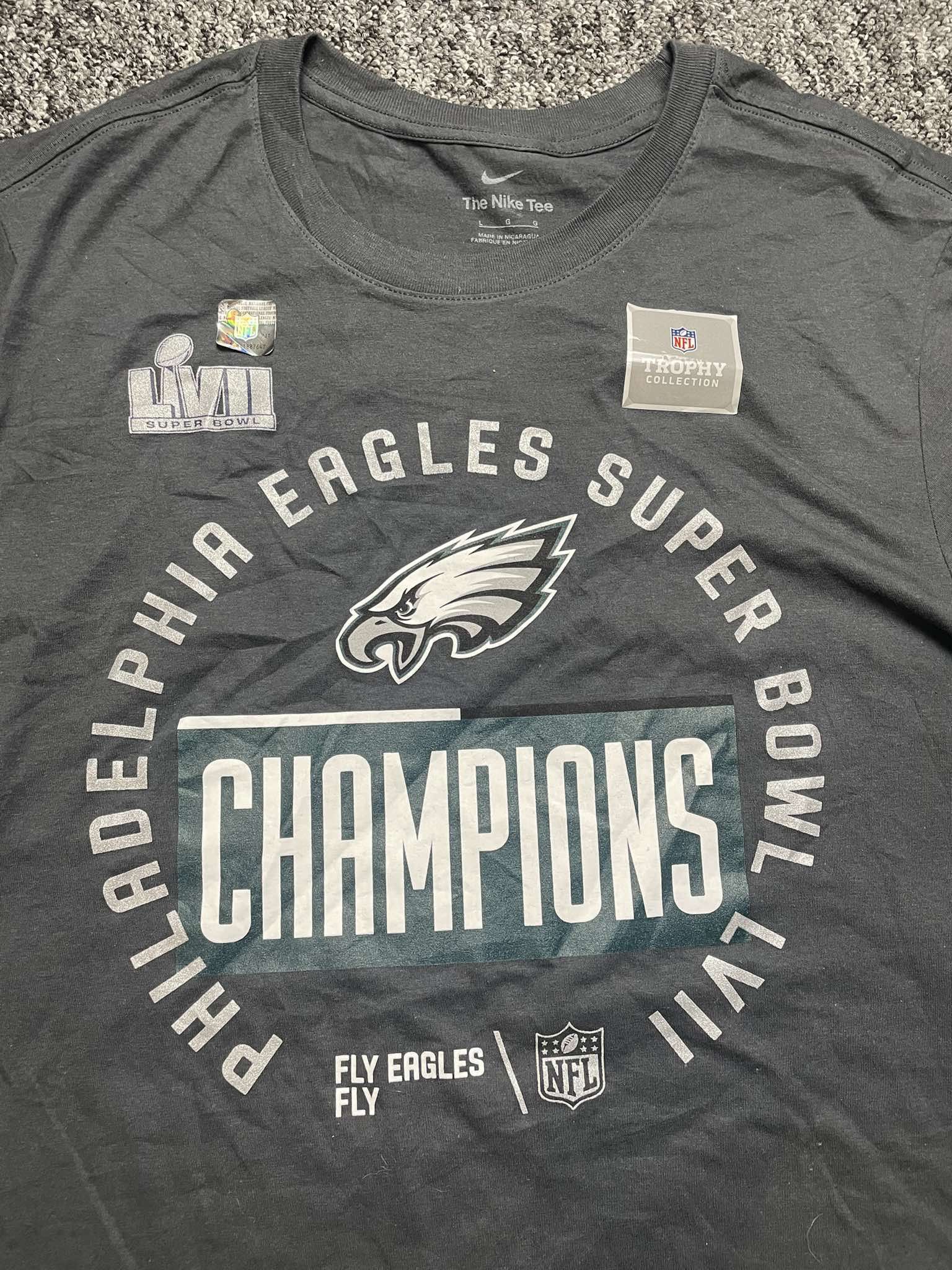 Nike × Vintage Tshirt basic Nike solo swoosh sportswear NFL Fly Eagles Fly Size US L / EU 52-54 / 3 - 2 Thumbnail