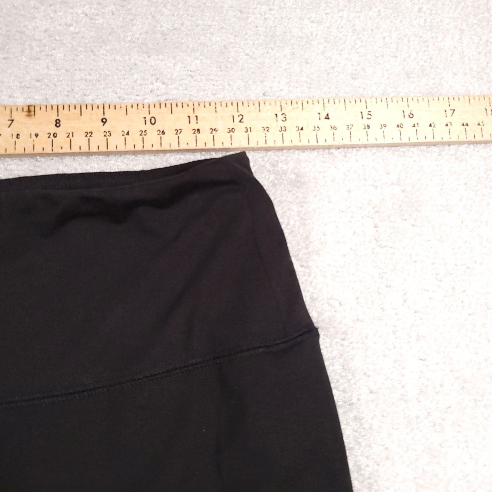 Reebok Reebok Leggings Womens S Small Black Crop Workout Activewear Size 42" / US 20 - 4 Thumbnail