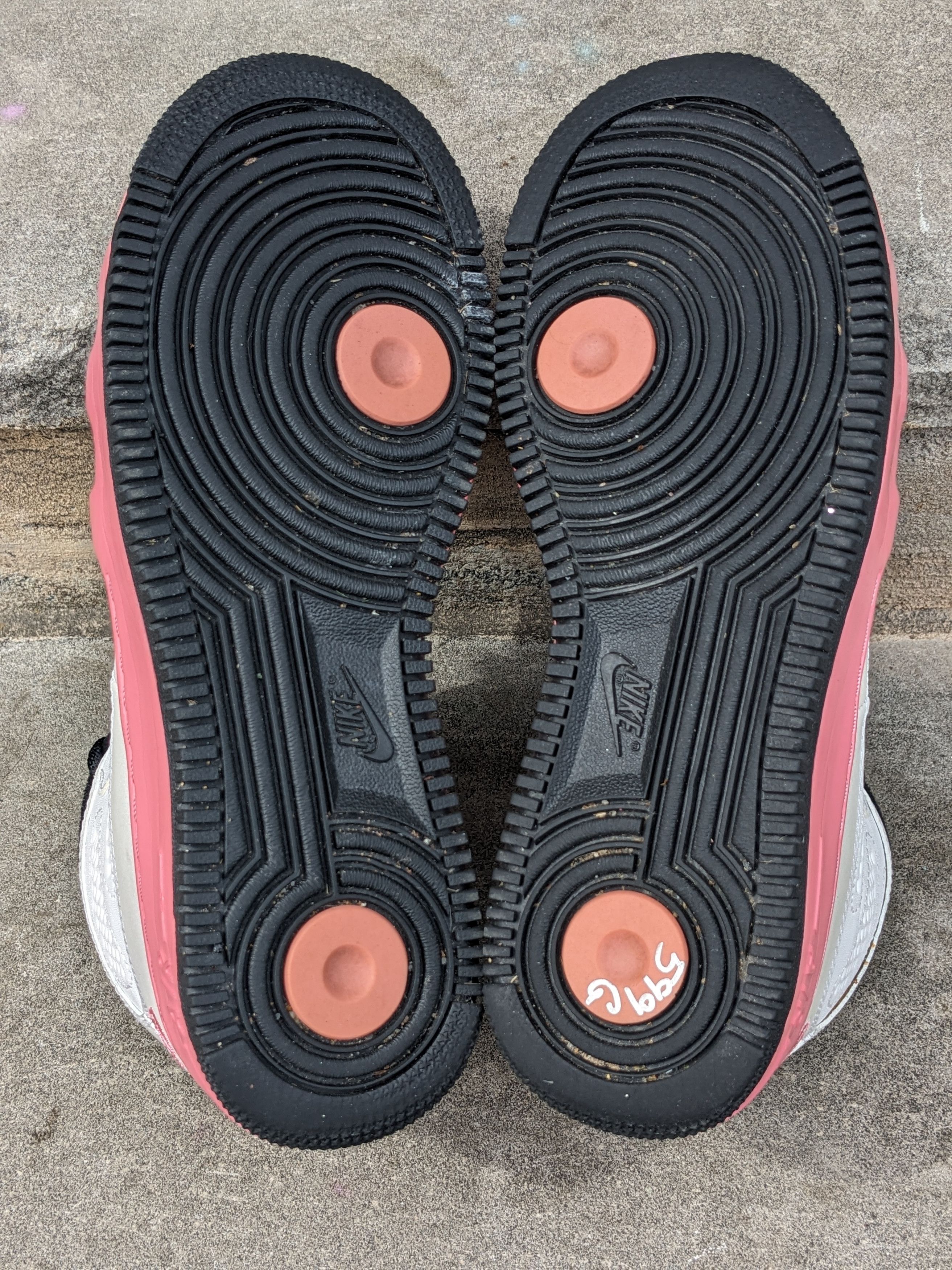 Jordan Brand × Nike Jordan Fusion 9 Mid Dear Mama Girl's 383327-161 Size 6.5Y Size US 6.5 / IT 36.5 - 7 Thumbnail