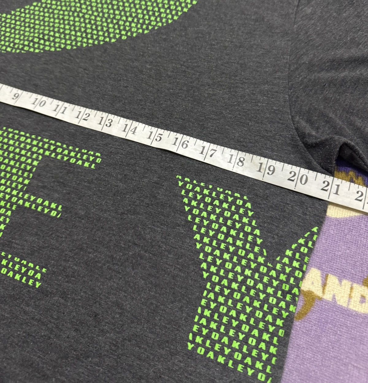 Oakley OAKLEY Tee Great Condition Size US L / EU 52-54 / 3 - 11 Thumbnail
