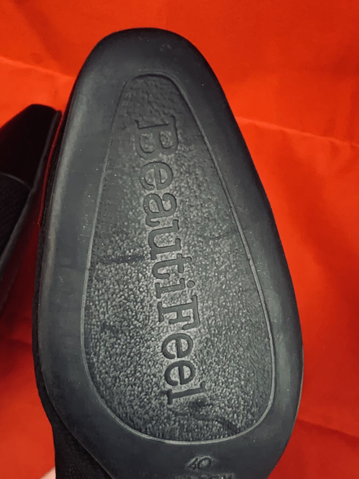 Designer BEAUTIFEEL Suede & Patent Leather Cap Toe Kitten Heel Pumps Size US 9 / IT 39 - 10 Thumbnail