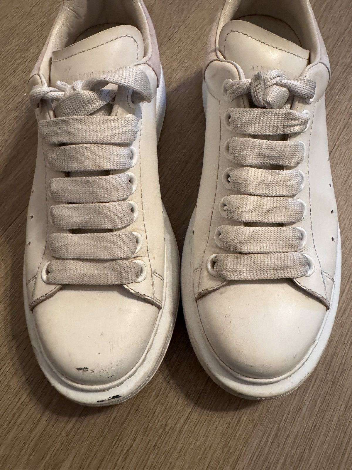 Alexander McQueen Women's Oversized Sneaker in White/Patchouli Size US 7 / IT 37 - 12 Thumbnail