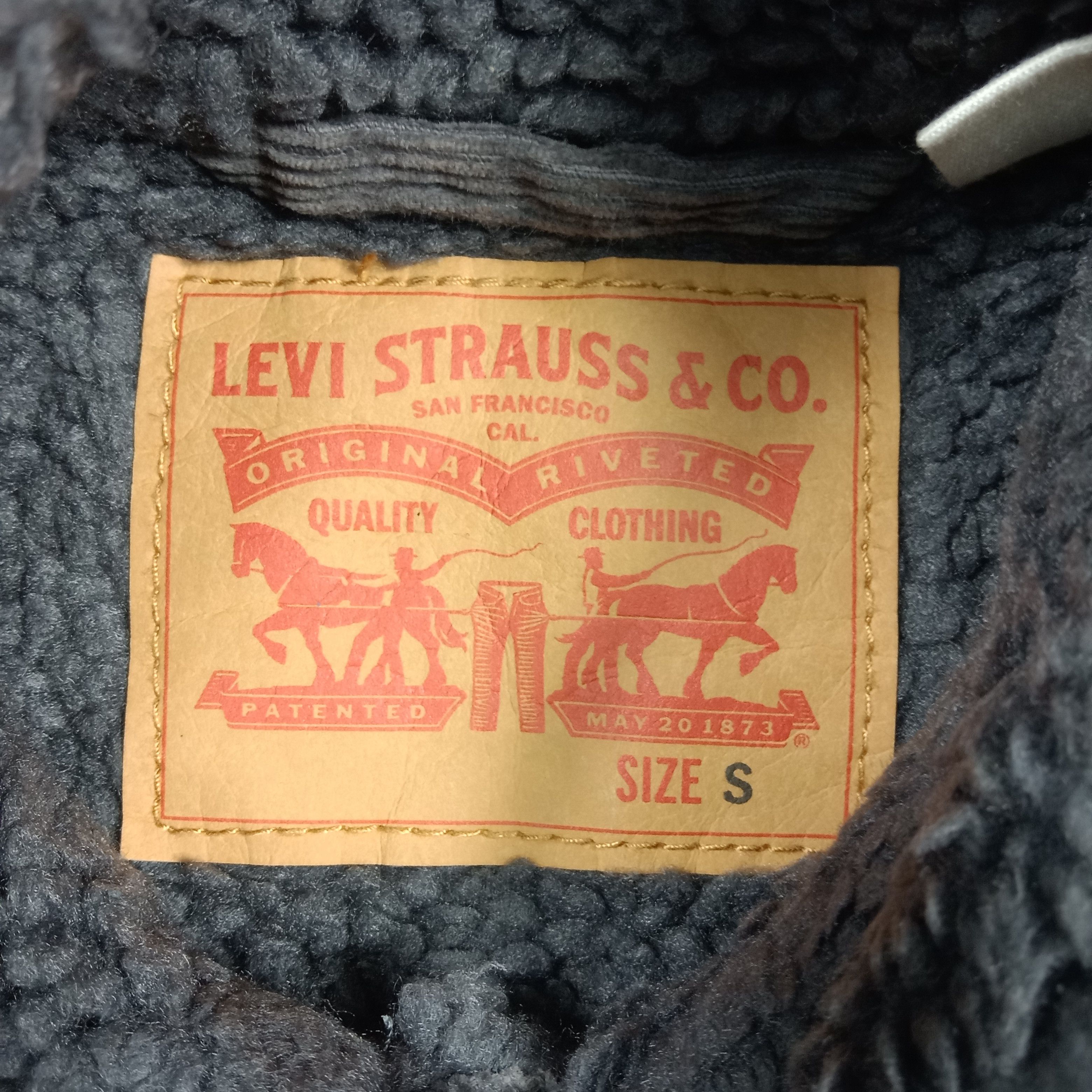 Levi's Levi’s Sherpa Lined Corduroy Trucker Jacket C279N25 Size US S / EU 44-46 / 1 - 4 Thumbnail