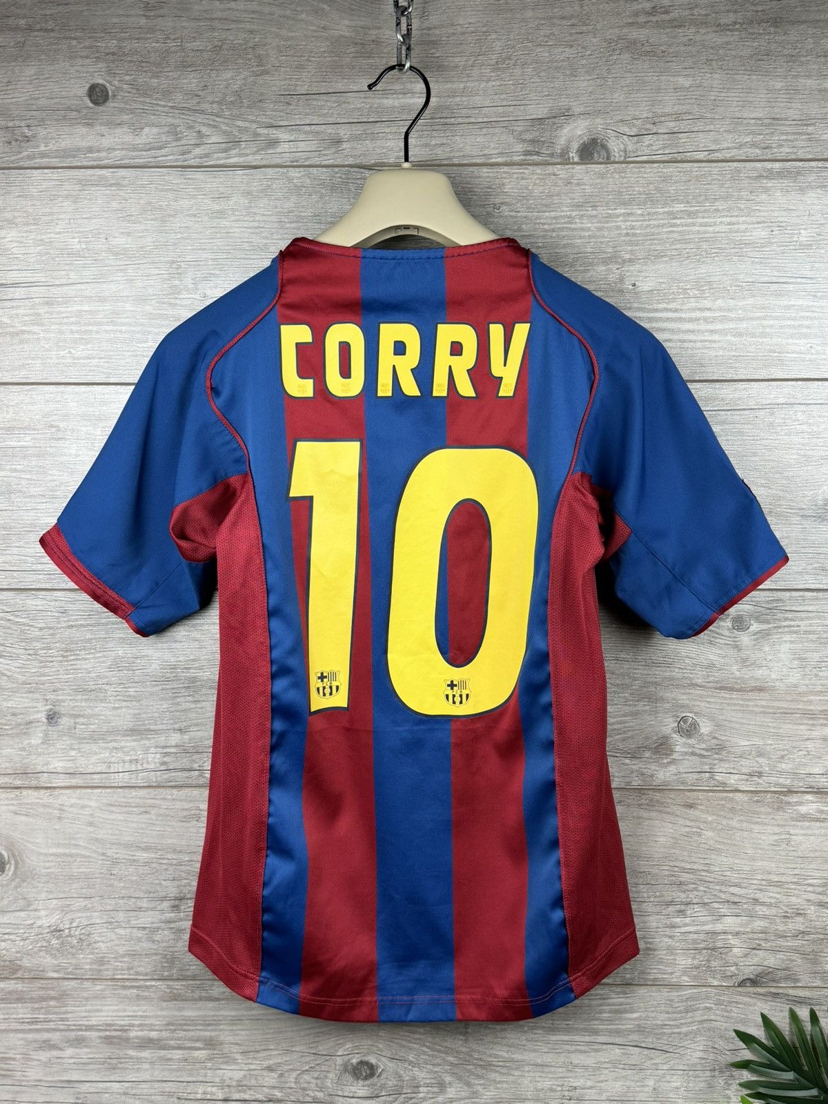Nike × Vintage Nike Barcelona 2004- 05 Home Shirt Y2K Drill size XS Size US XS / EU 42 / 0 - 3 Thumbnail