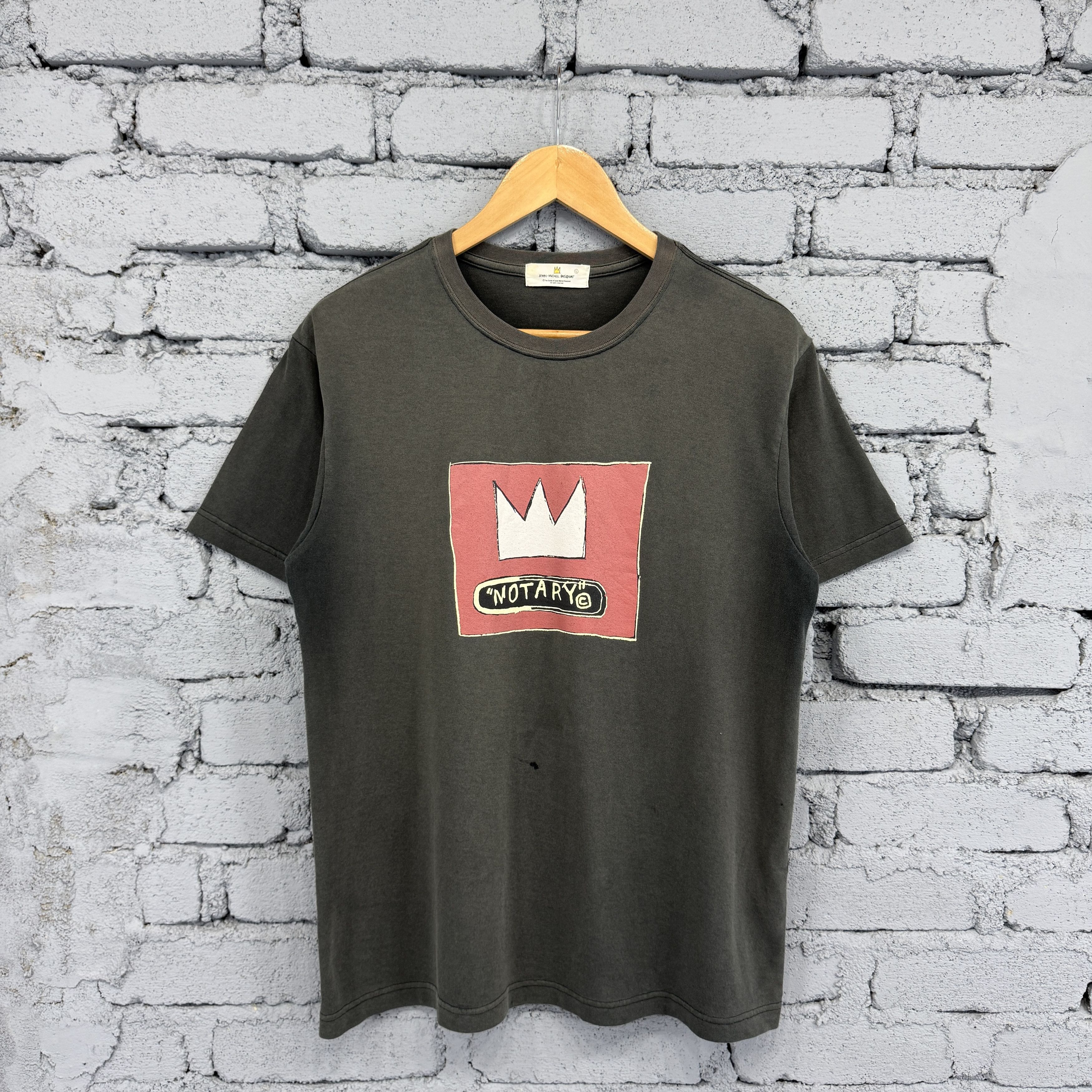 Jean-Michel Basquiat Vintage Jean-Michel Basquiat "Notary" Sunfaded Tshirt Size US L / EU 52-54 / 3 - 1 Thumbnail