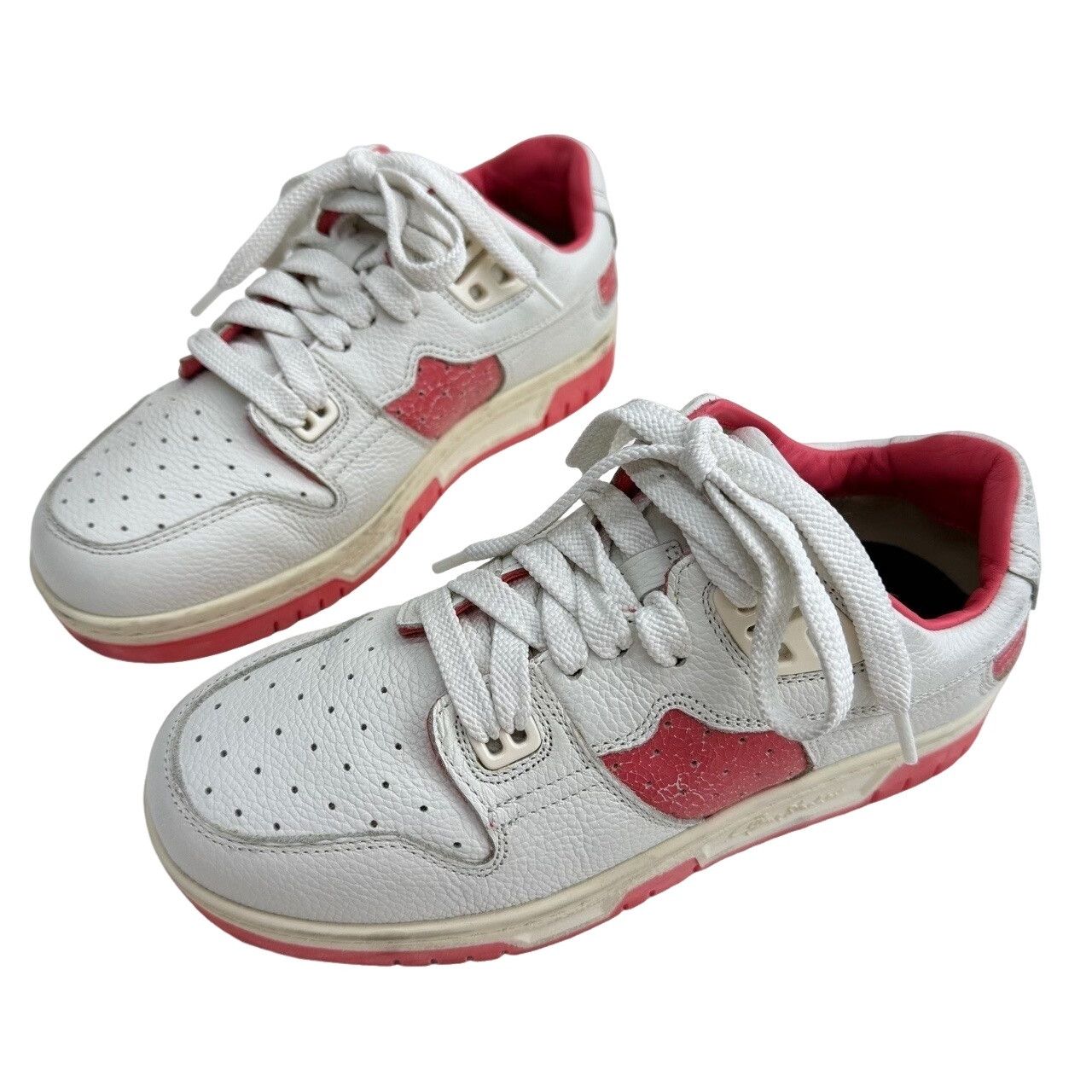 Acne Studios Acne Studios Pink Leather Low-Top Sneakers Size 36 Size US 6 / IT 36 - 1 Thumbnail