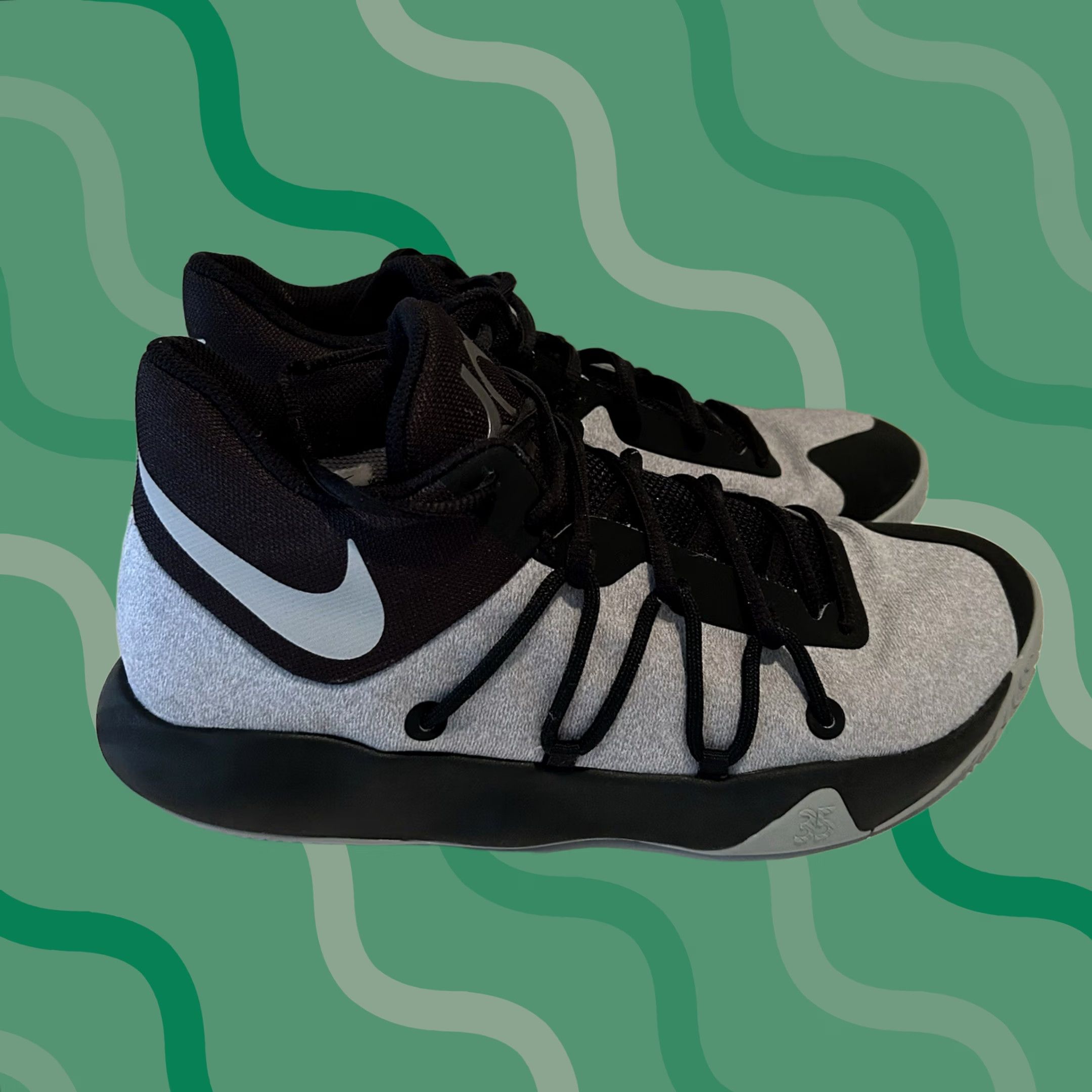 Nike KD Trey 5 IX Black Racer Blur size 8.5 Nike KD Trey 5 IX EP Obsidian Clear Emerald Unisex Sneakers  main image 3
