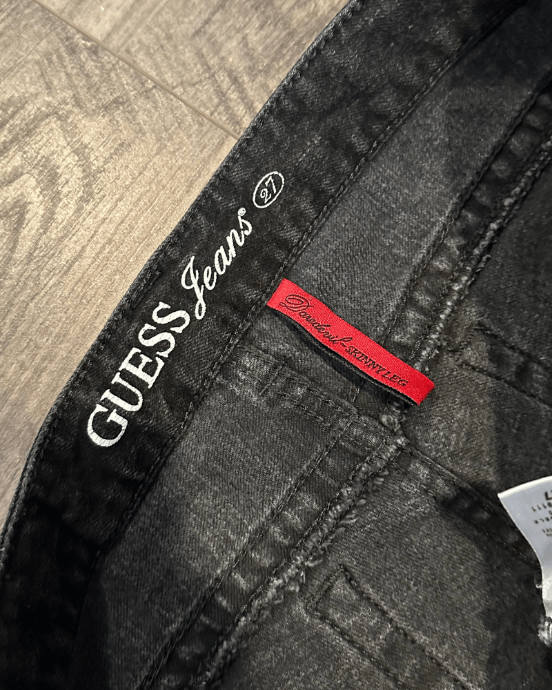 Guess Vintage Y2K Guess Women's Distressed Black Jean Shorts - 27 Size 27" / US 4 / IT 40 - 5 Thumbnail