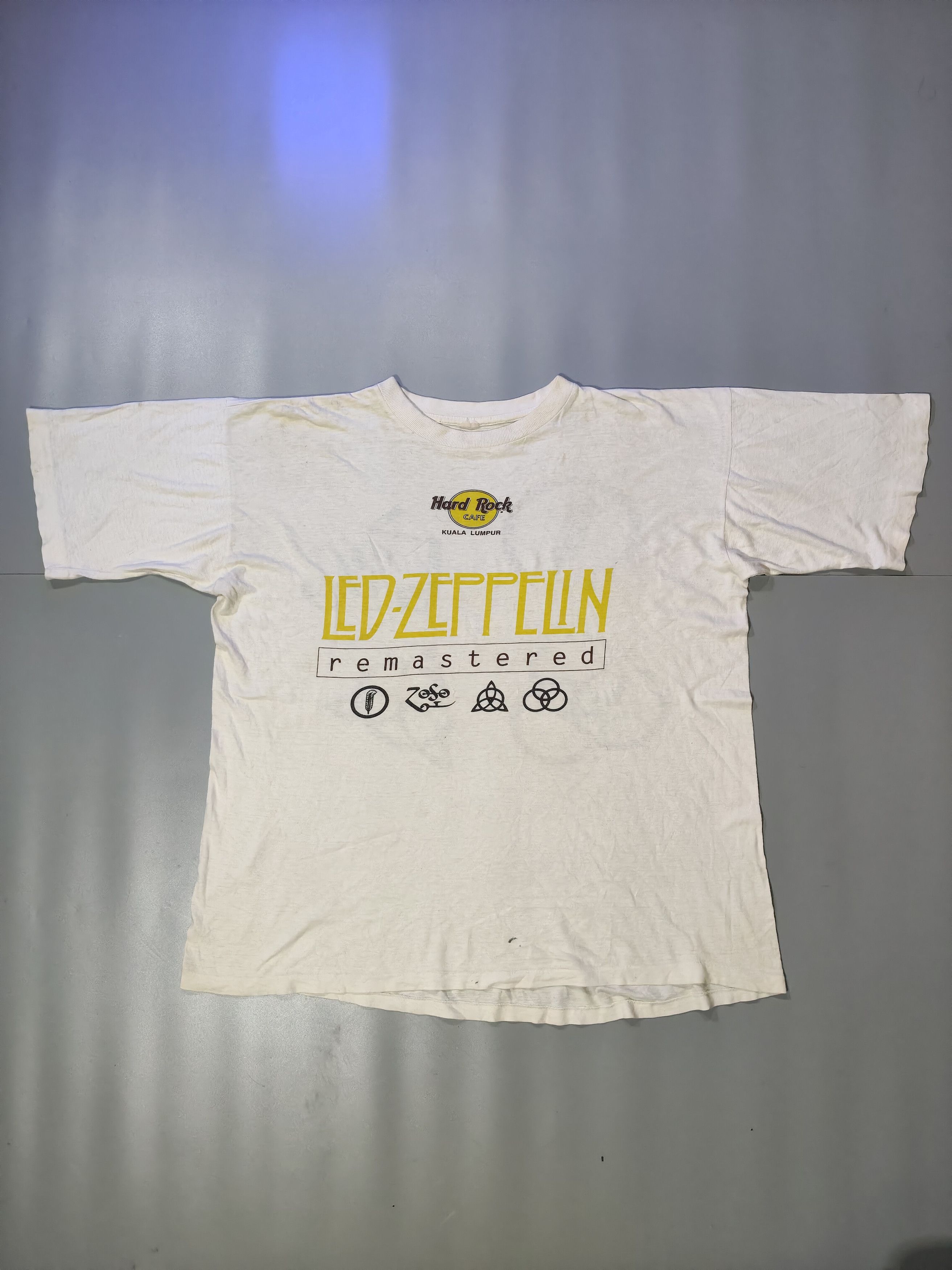 Hard Rock Cafe vintage Hard Rock Cafe Kuala Lumpur merchandise Led Zeppelin Size US L / EU 52-54 / 3 - 1 Thumbnail