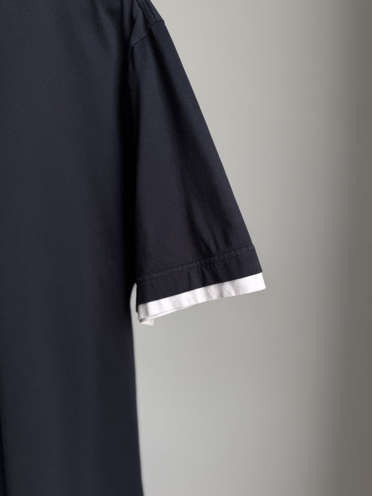 Brioni Brioni Embroidered Logo Cotton T-Shirt Navy Blue Size US L / EU 52-54 / 3 - 9 Thumbnail