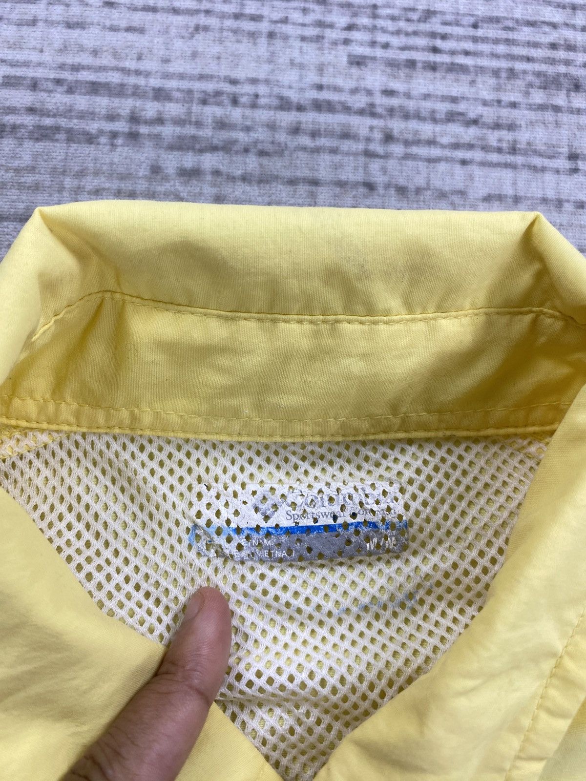 Columbia × Japanese Brand × Vintage Vintage Columbia PFG Soft Yellow Longsleeve Button Up Shirt Size US L / EU 52-54 / 3 - 12 Thumbnail