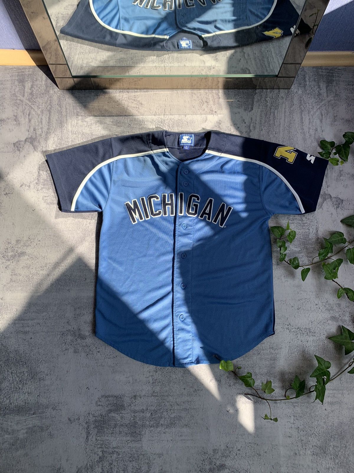 Starter Vintage 90s Starter Michigan wolverines baseball jersey Size US L / EU 52-54 / 3 - 1 Thumbnail