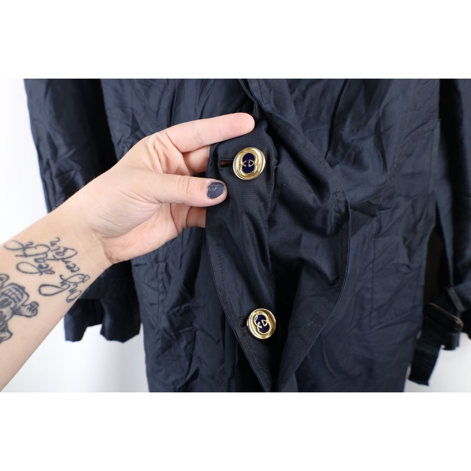 Gucci Vintage 70s Gucci Distressed Silk Trench Coat Jacket Size US L / EU 52-54 / 3 - 16 Thumbnail