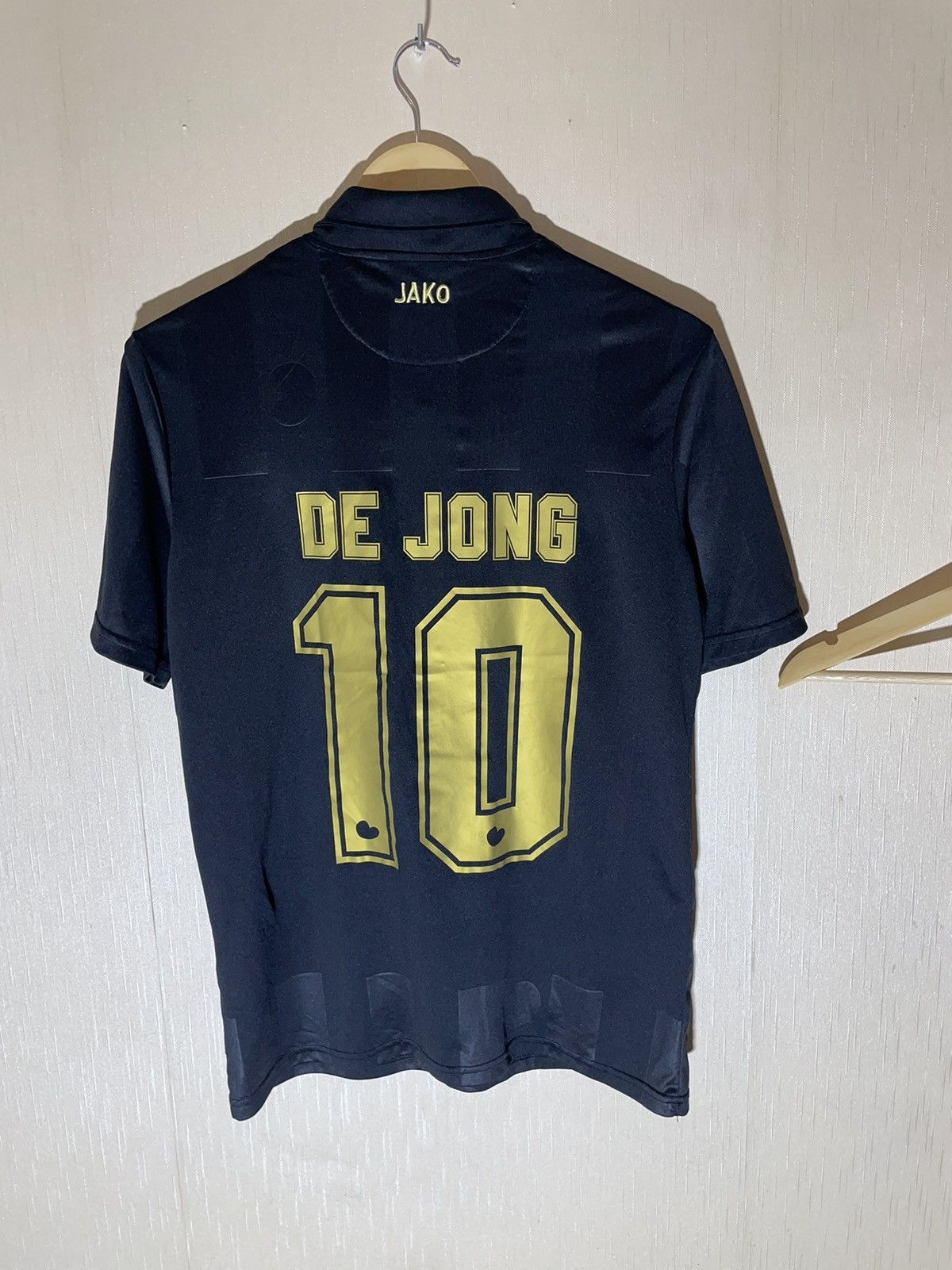 Other Jako Heerenveen #10 Siam De Jong soccer jersey Size US S / EU 44-46 / 1 - 9 Thumbnail