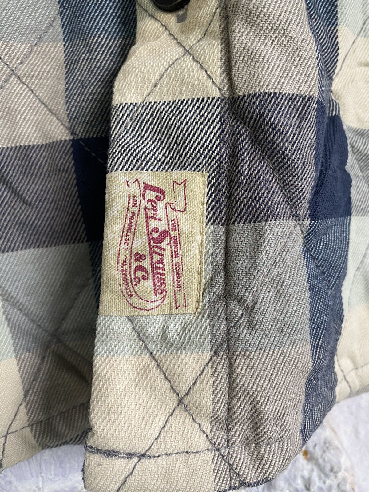 Levi's Levis Blue Plaid Sherpa Lined Trucker Jacket Mens Sz L Size US L / EU 52-54 / 3 - 18 Thumbnail