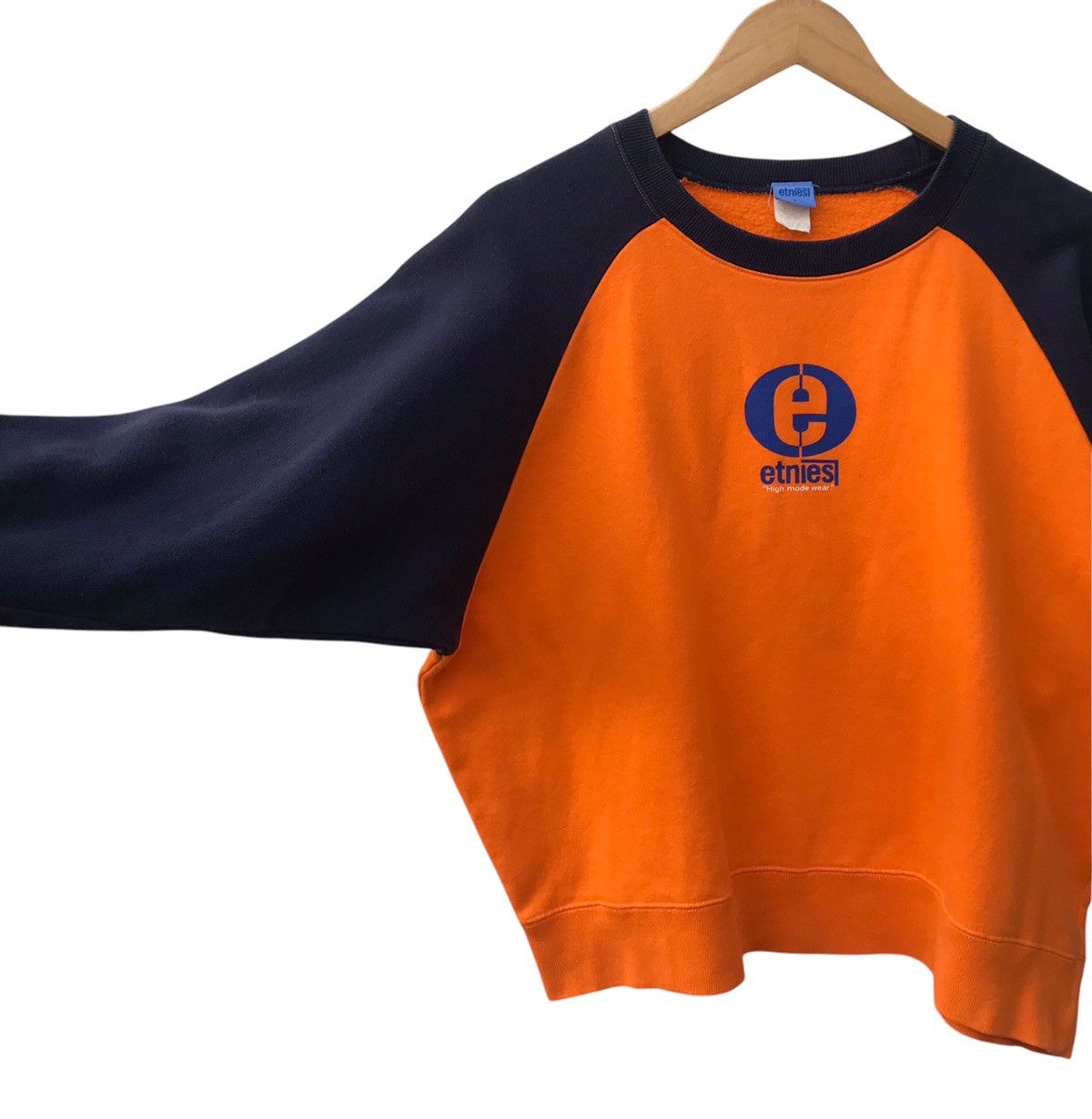 Etnies Vintage 90s Etnies Skates Streetwear Sweatshirt Size US L / EU 52-54 / 3 - 7 Thumbnail
