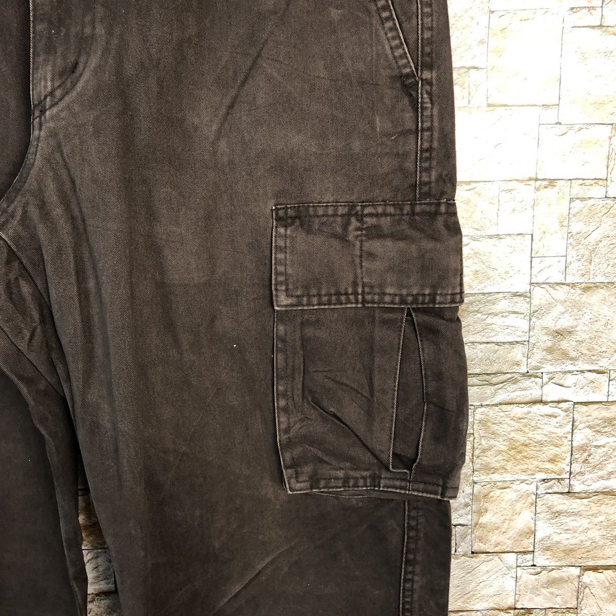 Japanese Brand Uniqlo Dark Brown Cargo Multipocket Pants #A615 Size US 32 / EU 48 - 10 Thumbnail