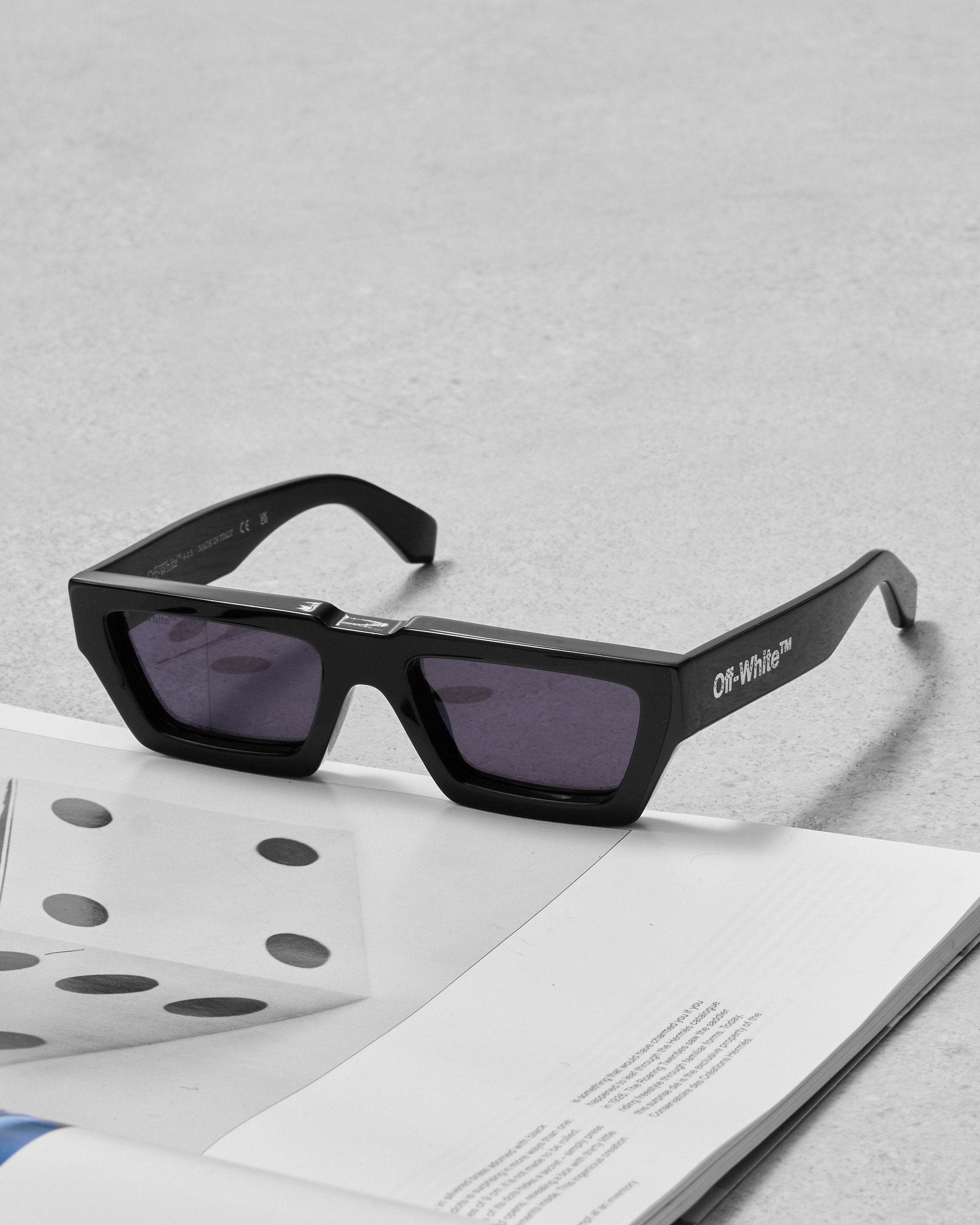 Off-White OFF WHITE Manchester Rectangular Fram Sunglasses Size ONE SIZE - 1 Thumbnail