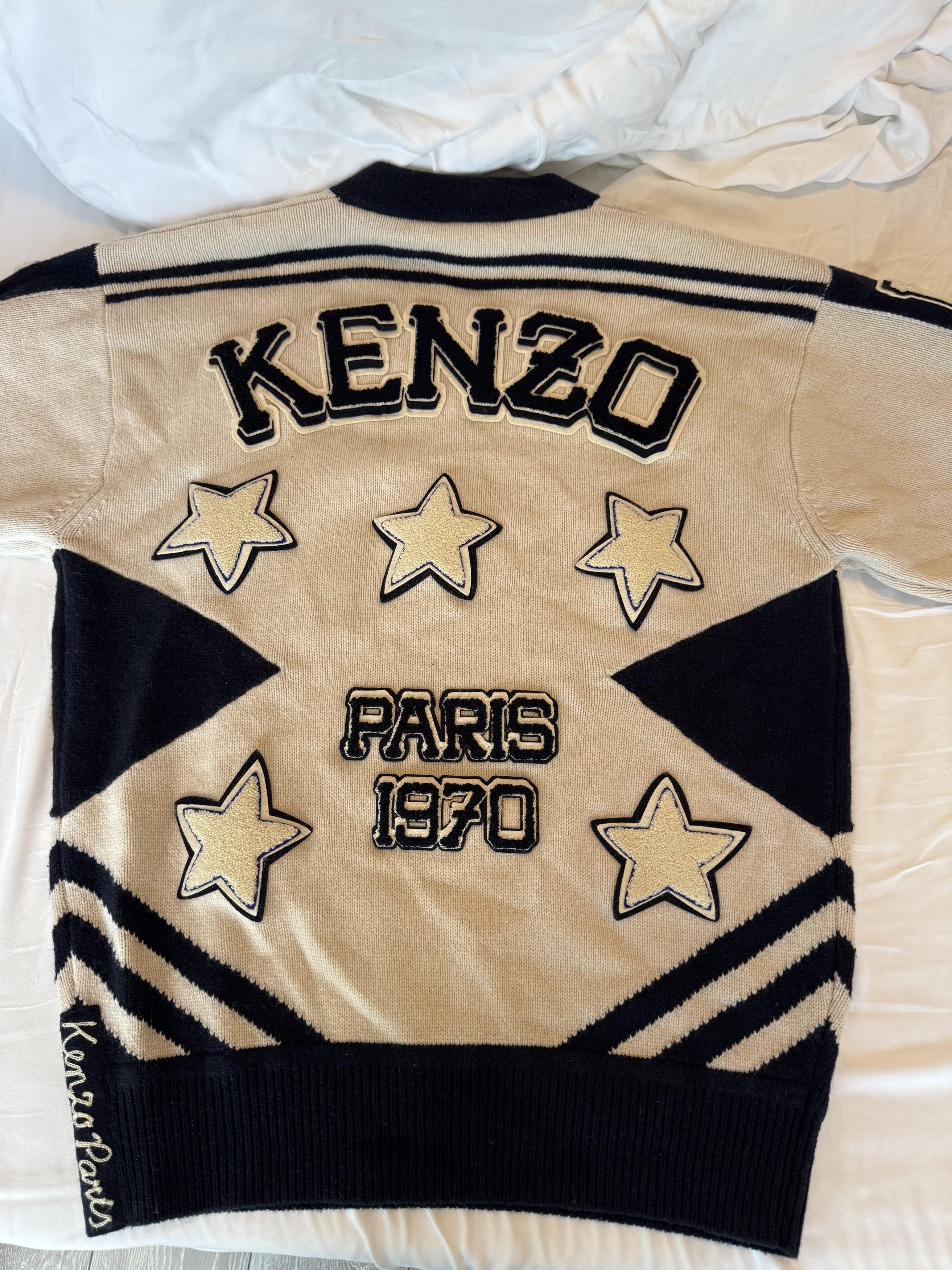 Kenzo Kenzo V-Neck Knit Varsity Patches (FC65PU3293BB) Size US L / EU 52-54 / 3 - 6 Thumbnail