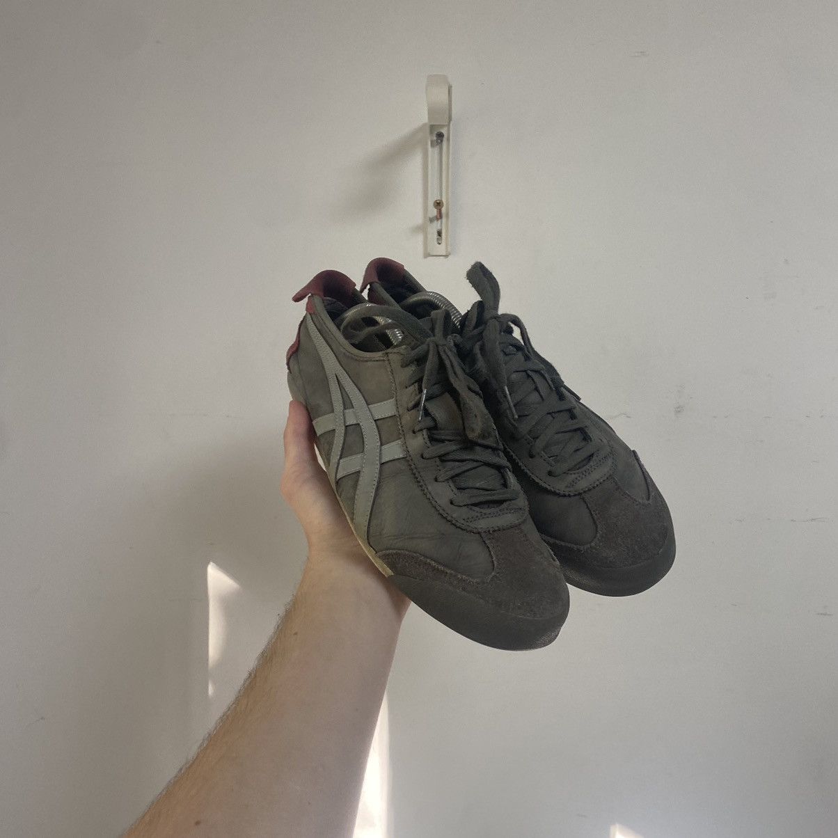 Asics Vintage Asics Onitsuka Tiger Leather sneakers Size US 9.5 / EU 42-43 - 2 Thumbnail