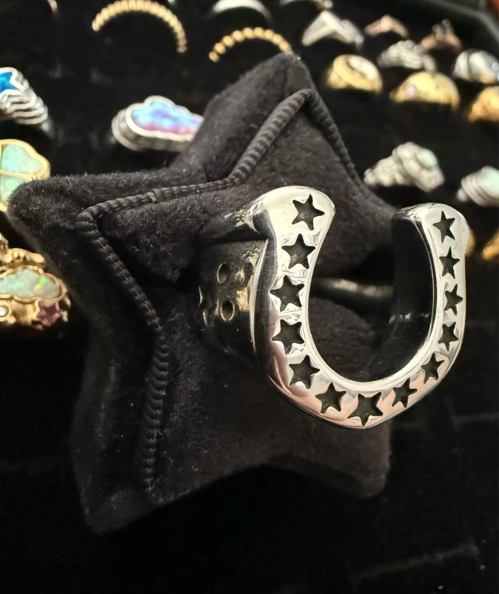 Jewelry U-shaped Star Ring Jewelry Streetwear Fashion Gift Size ONE SIZE - 1 Thumbnail