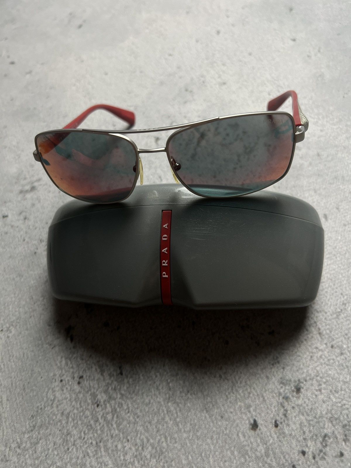 Prada sunglasses best sale sps 541