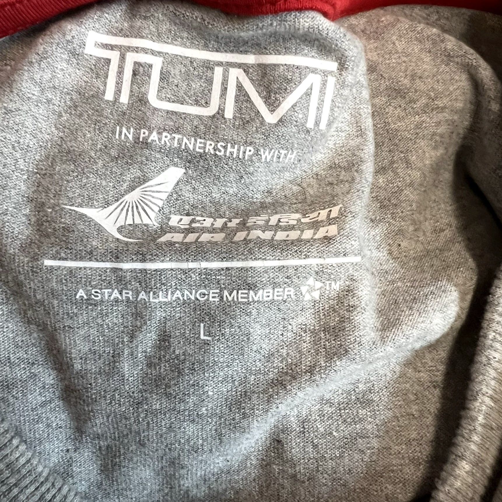 Tumi TUMI Mens T-Shirt Long Sleeve Shirt Regular Size L Gray Crew Neck Logo All Seasons Lightweight Knit Cotton Polyester Blend Size US L / EU 52-54 / 3 - 6 Thumbnail