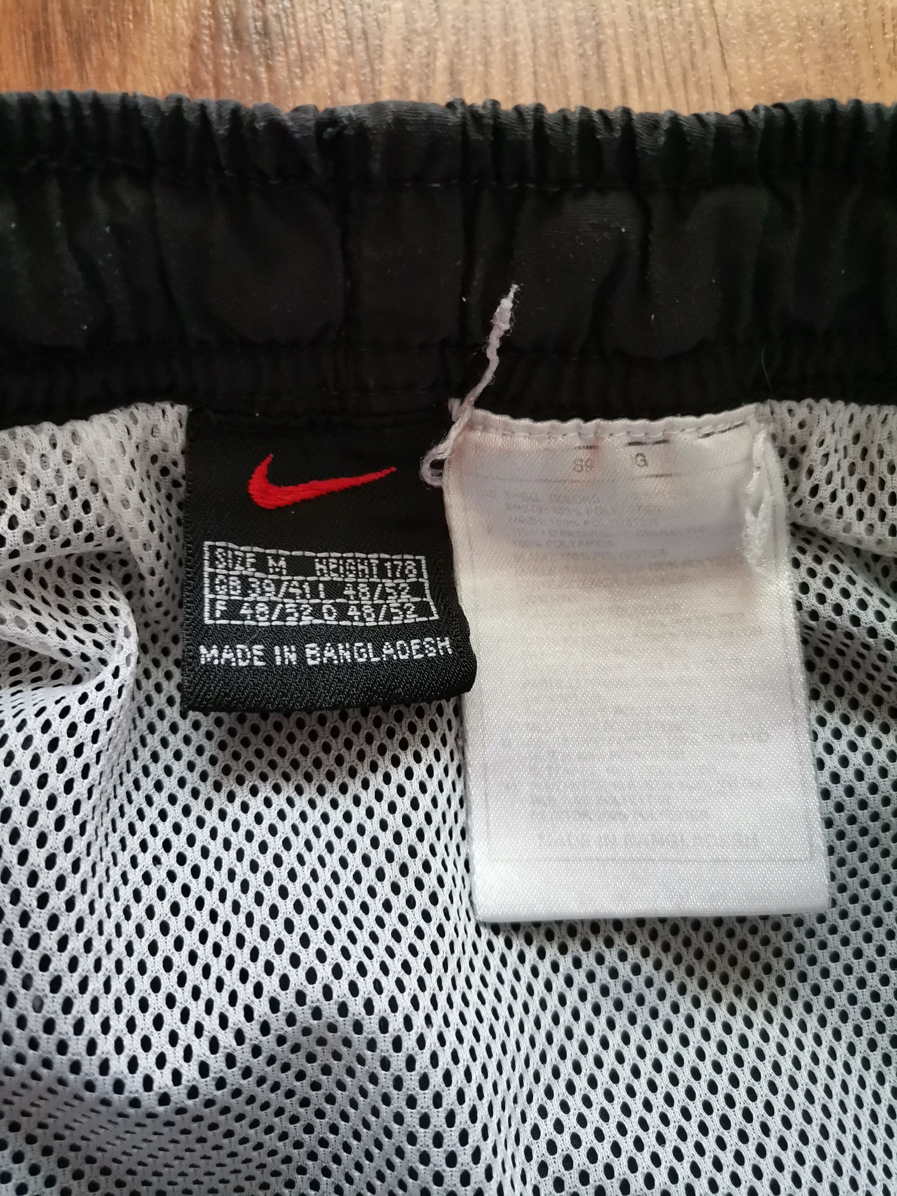 Nike × Vintage Vintage Nike Shorts Size US 30 / EU 46 - 4 Thumbnail