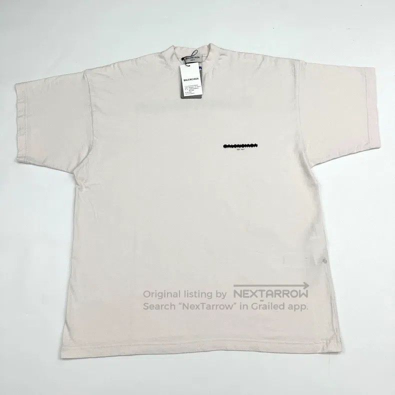Balenciaga Balenciaga White cover letter short sleeve T-shirt Size US S / EU 44-46 / 1 - 1 Thumbnail