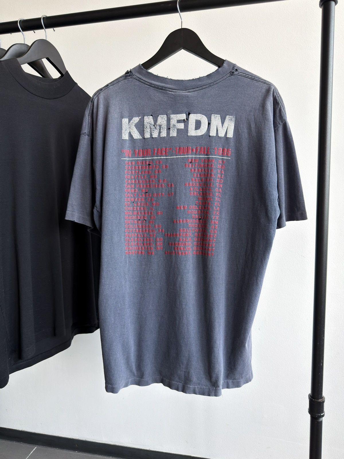 Band Tees Vintage Thrashed 90s KMFDM Erd Faded Grunge WCC Band Tee Size US XL / EU 56 / 4 - 4 Thumbnail