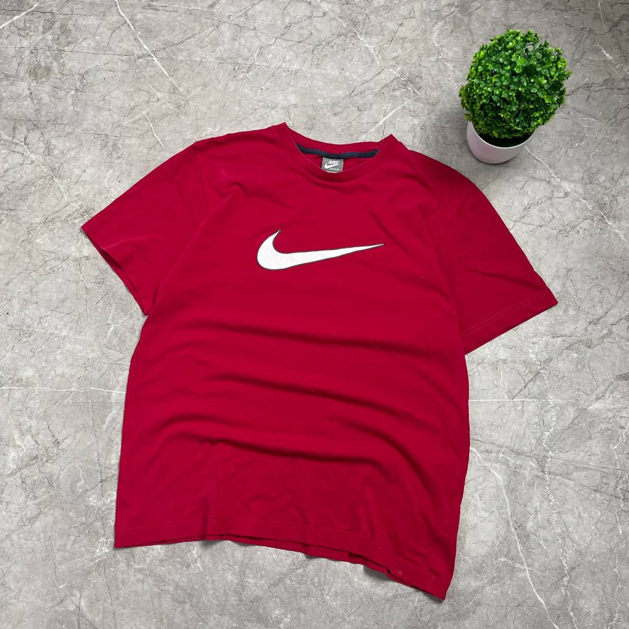 Nike Vintage Nike Center Logo Boxy Fit T-Shirt,Size L, Size US L / EU 52-54 / 3 - 3 Thumbnail