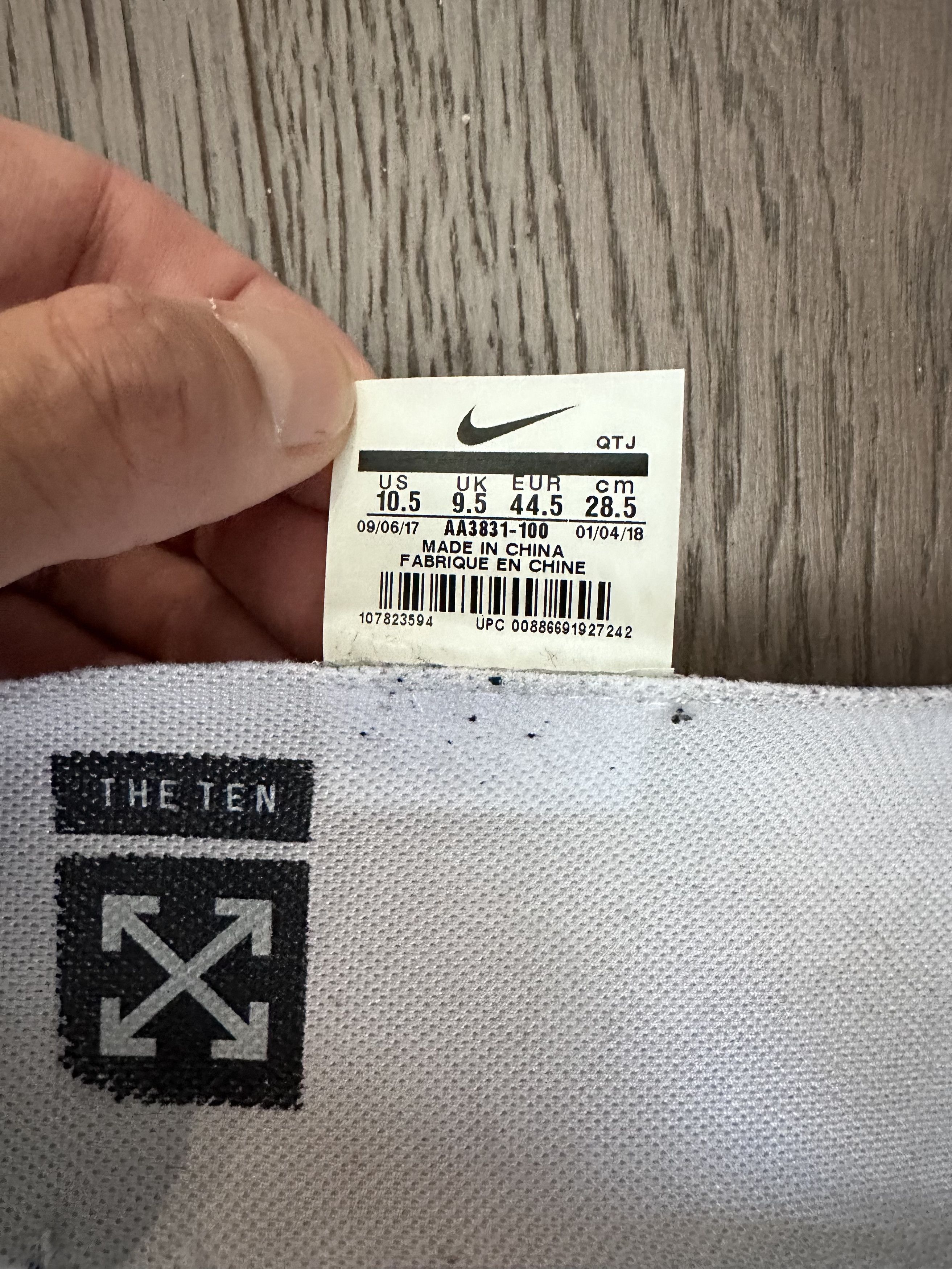 Nike × Off-White Nike Off White VaporMax White 2018 Size US 10.5 / EU 43-44 - 12 Thumbnail