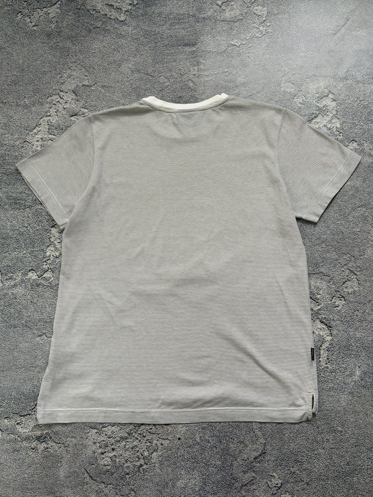 Fendi Fendi Kids Striped Logo Patch T-Shirt Gray White Size 12+ Size XS / US 0-2 / IT 36-38 - 2 Thumbnail