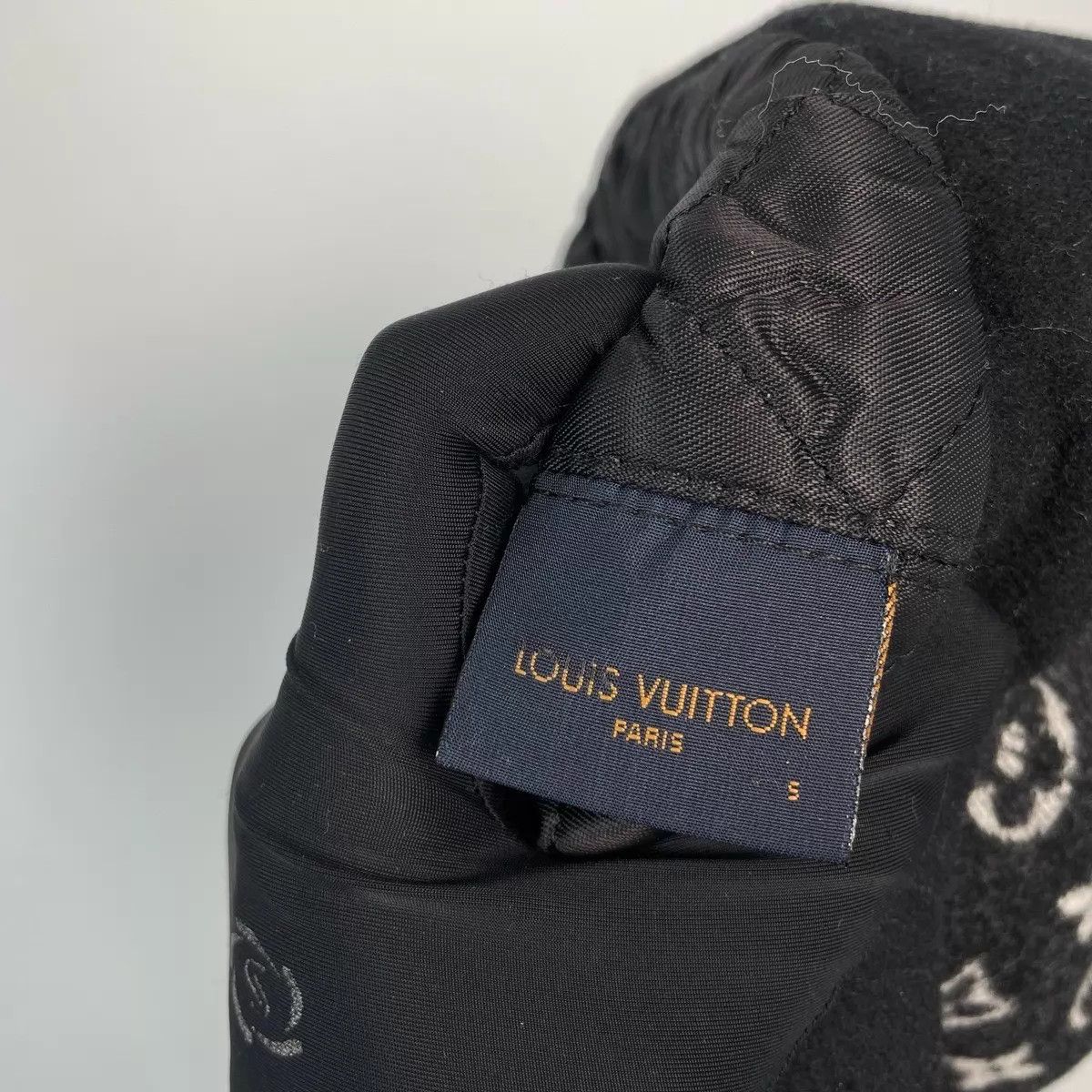 Louis Vuitton Louis Vuitton Carry On Wool Color Block Monogram Hat Size ONE SIZE - 6 Thumbnail