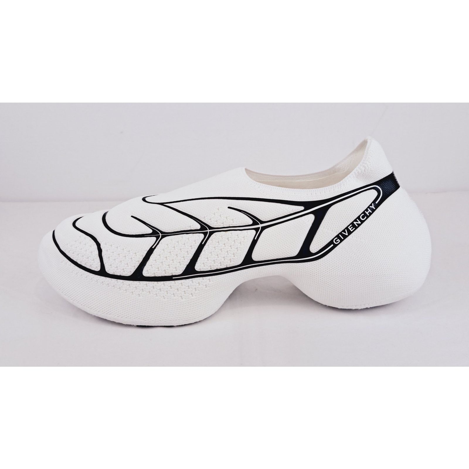 Givenchy o1rshd1 TK-360 Plus Sneakers in Black/White Size US 14 / EU 47 - 9 Thumbnail