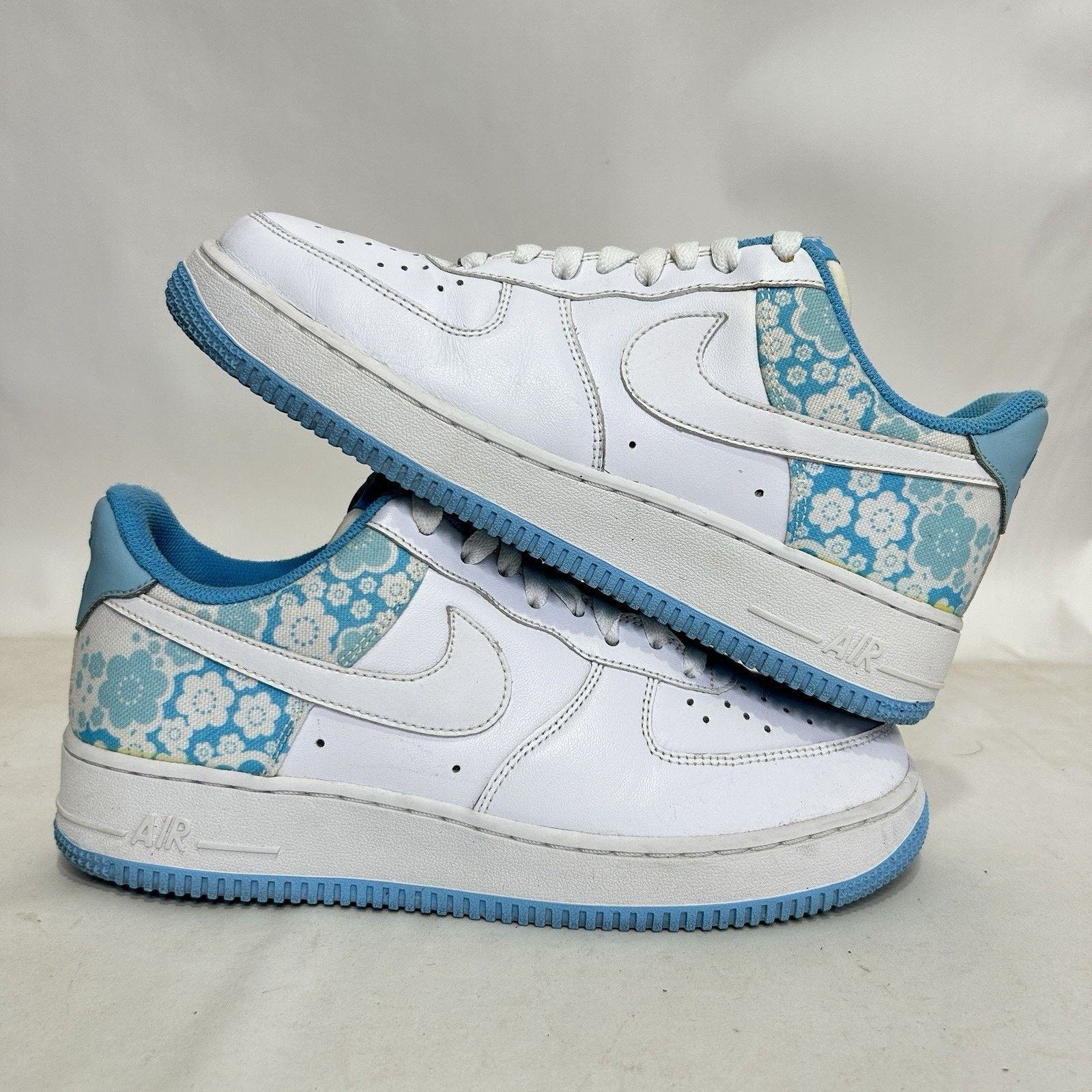 Nike Nike Air Force 1 '07 Flowers WMNS “White Light Blue Floral” Size US 9 / IT 39 - 1 Thumbnail