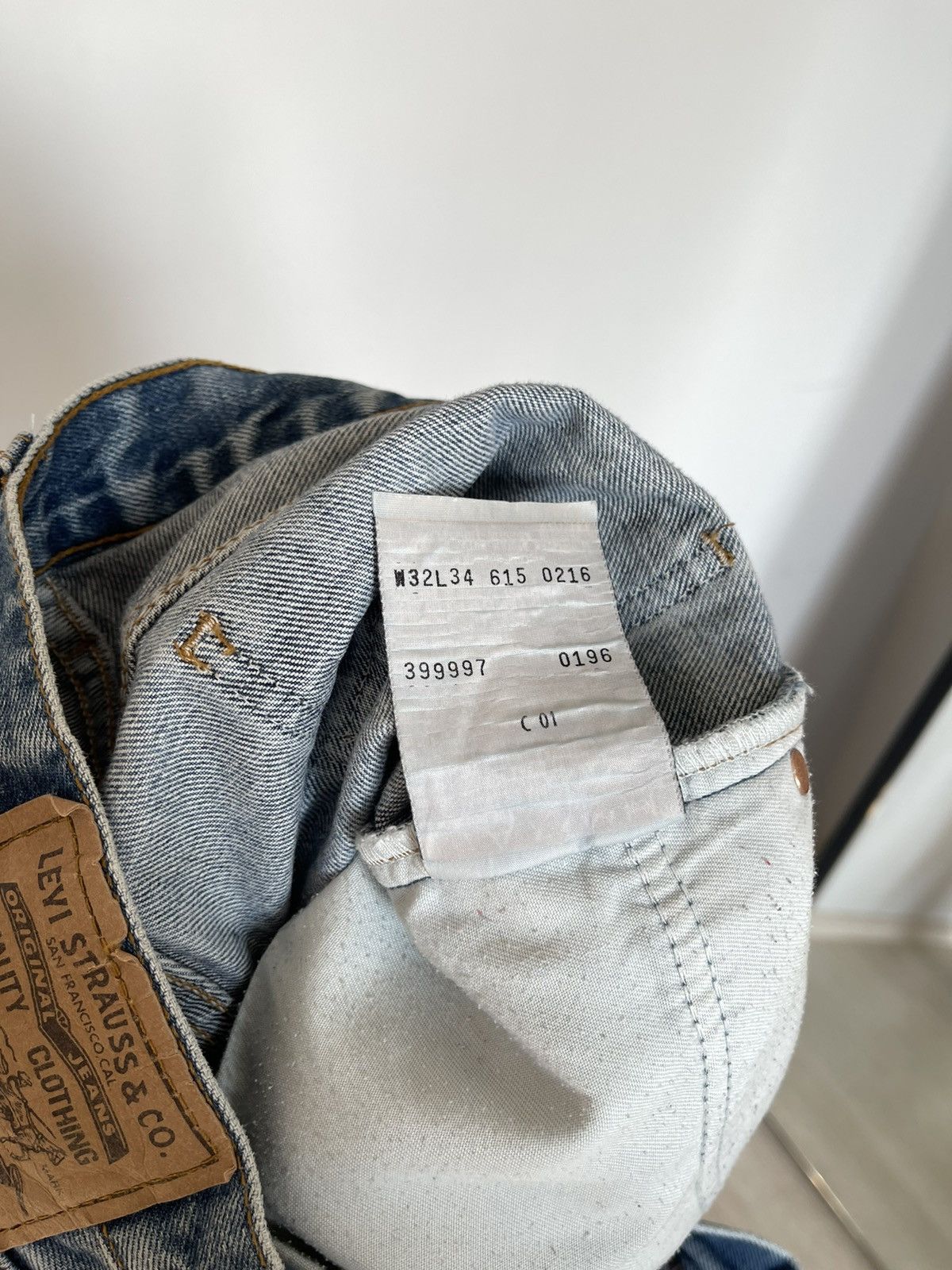 Levi's 90's Levi's 615 Vintage Light Wash Orange Tab Straight Jeans Size US 30 / EU 46 - 18 Thumbnail