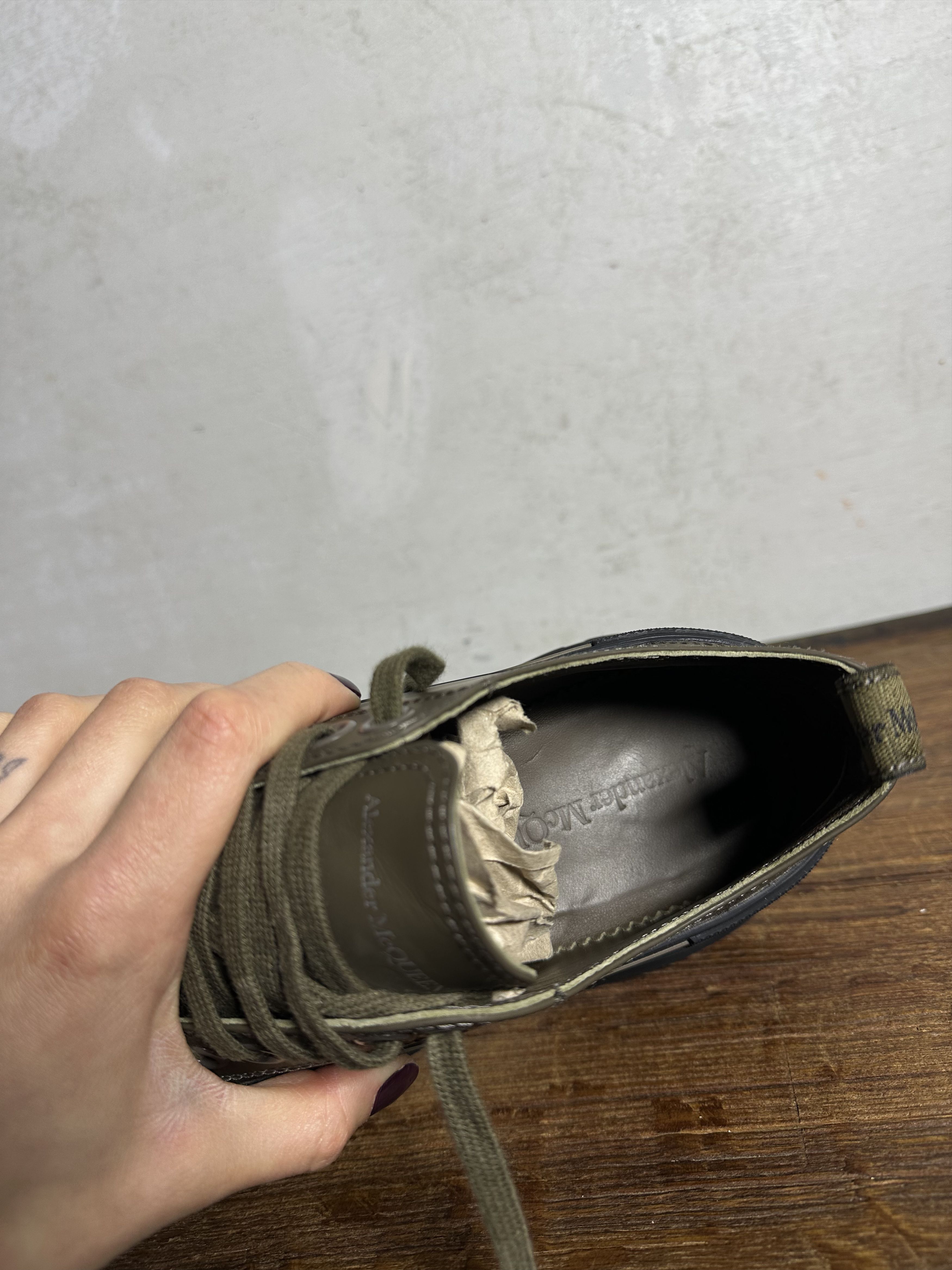 Alexander McQueen ALEXANDER MCQUEEN Khaki Tread Slick Low Sneakers Size US 10 / IT 40 - 14 Thumbnail
