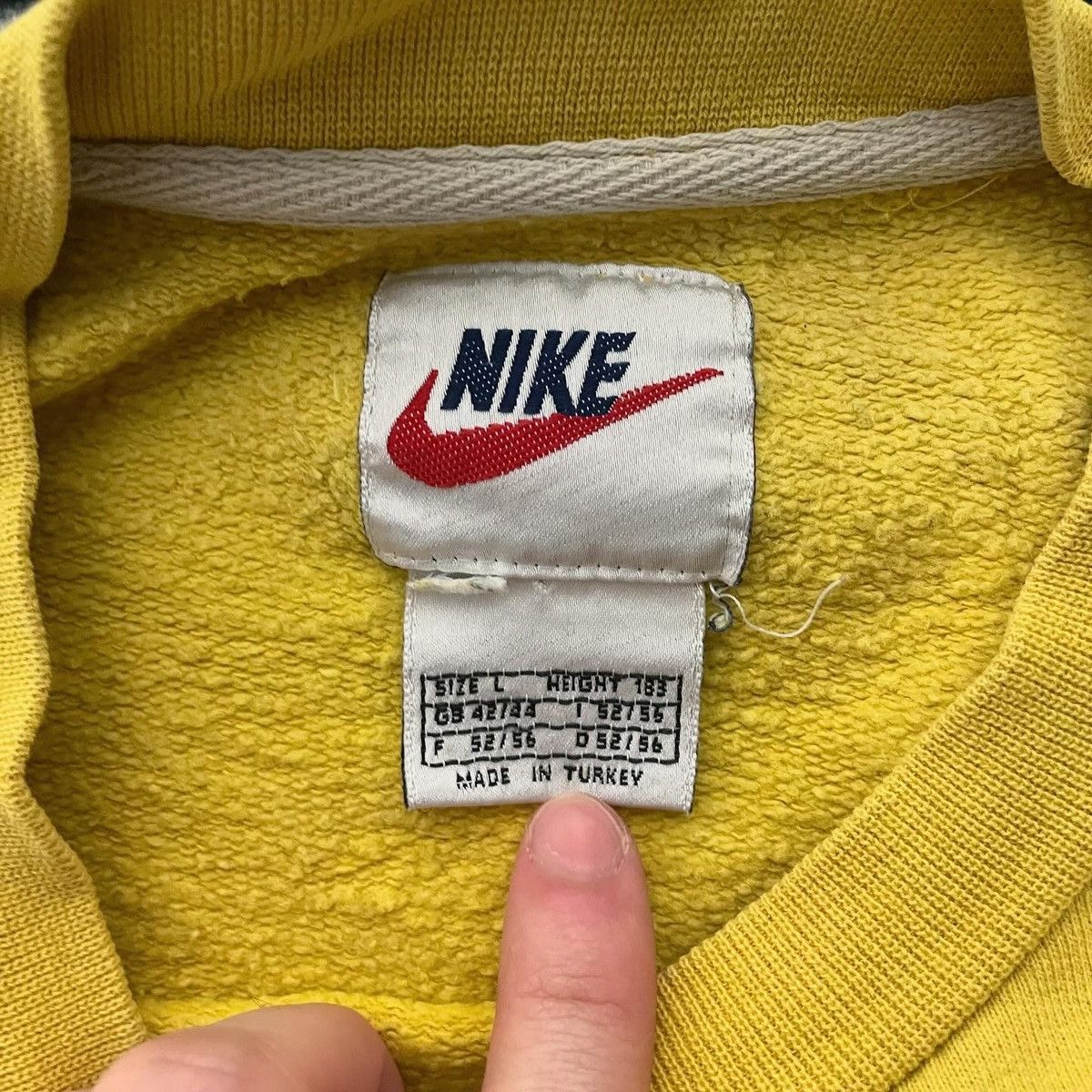 Nike × Vintage Vintage 90s Nike Small Swoosh Baggy Sweatshirt Yellow Size US L / EU 52-54 / 3 - 3 Thumbnail