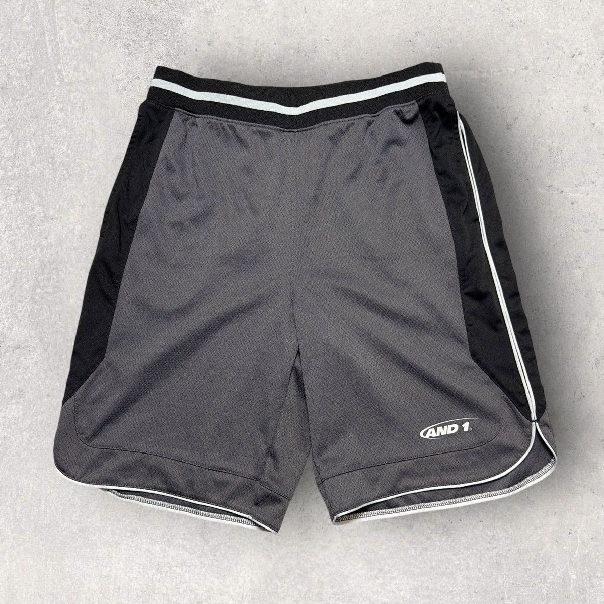 Other And 1 shorts Size US 32 / EU 48 - 1 Thumbnail
