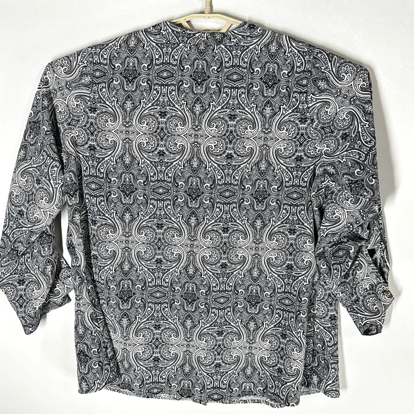 Vintage VINTAGE? No. Laura Scott Blouse Plus 2X Gray Paisley Button Up Boho Bohemian Office Shirt Womens Size XXL / US 16-18 / IT 52-54 - 5 Thumbnail